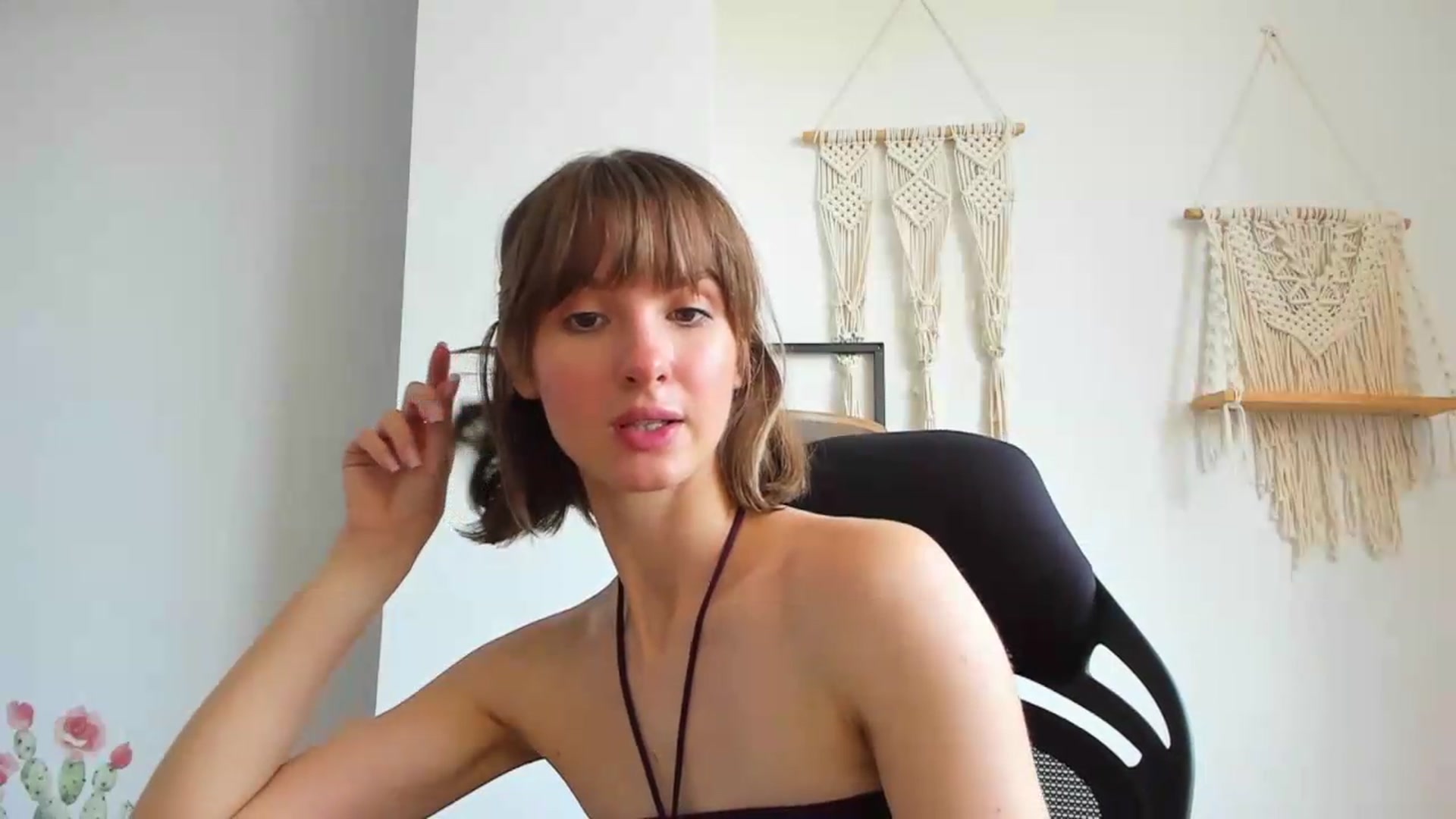 Gallery image thumbnail from WhoIsSofi's myfreecams stream on, 07/05/2026, 13:16 image 14 of 20