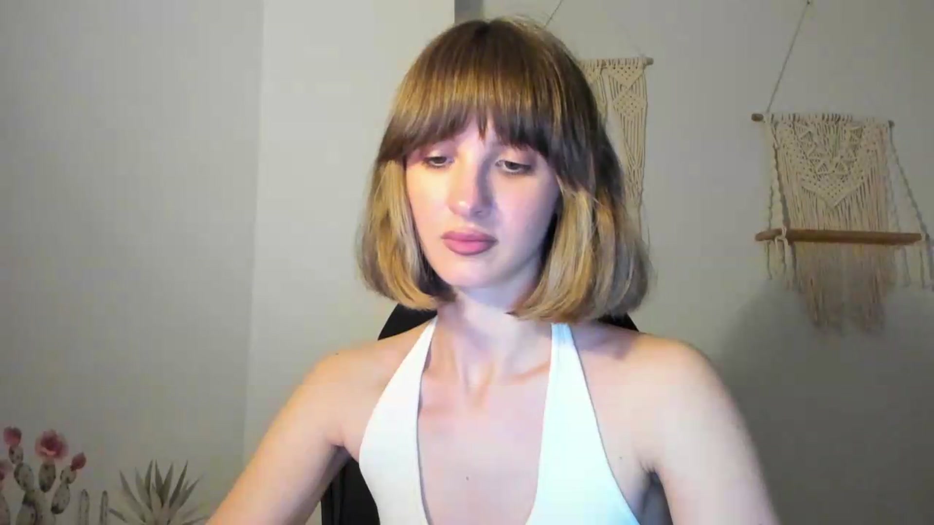 Gallery image thumbnail from WhoIsSofi's myfreecams stream on, 07/06/2026, 22:04 image 16 of 20