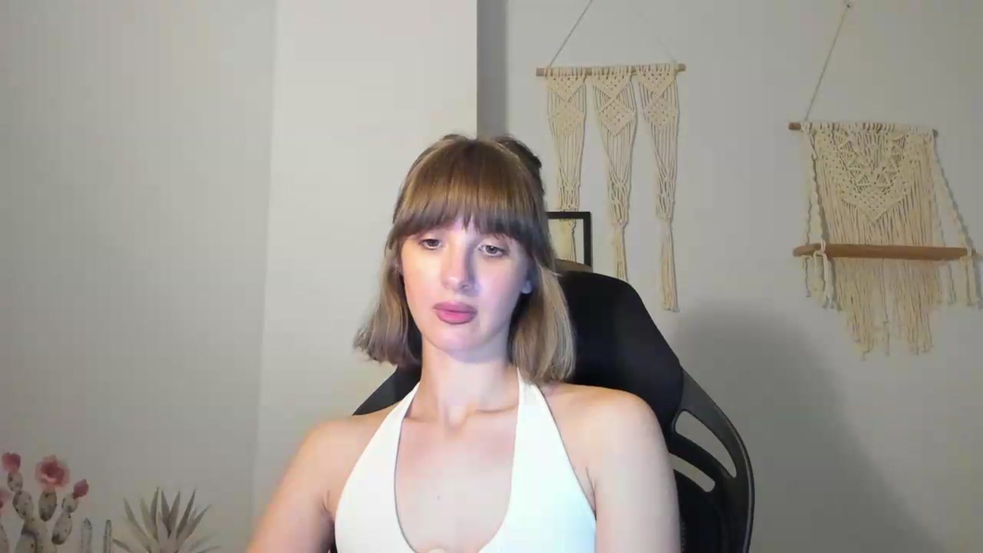Gallery image thumbnail from WhoIsSofi's myfreecams stream on, 07/06/2026, 22:04 image 4 of 20