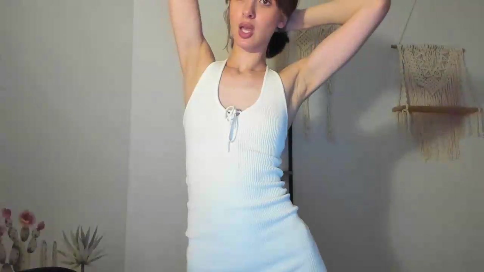 Gallery image thumbnail from WhoIsSofi's myfreecams stream on, 07/06/2026, 22:04 image 10 of 20