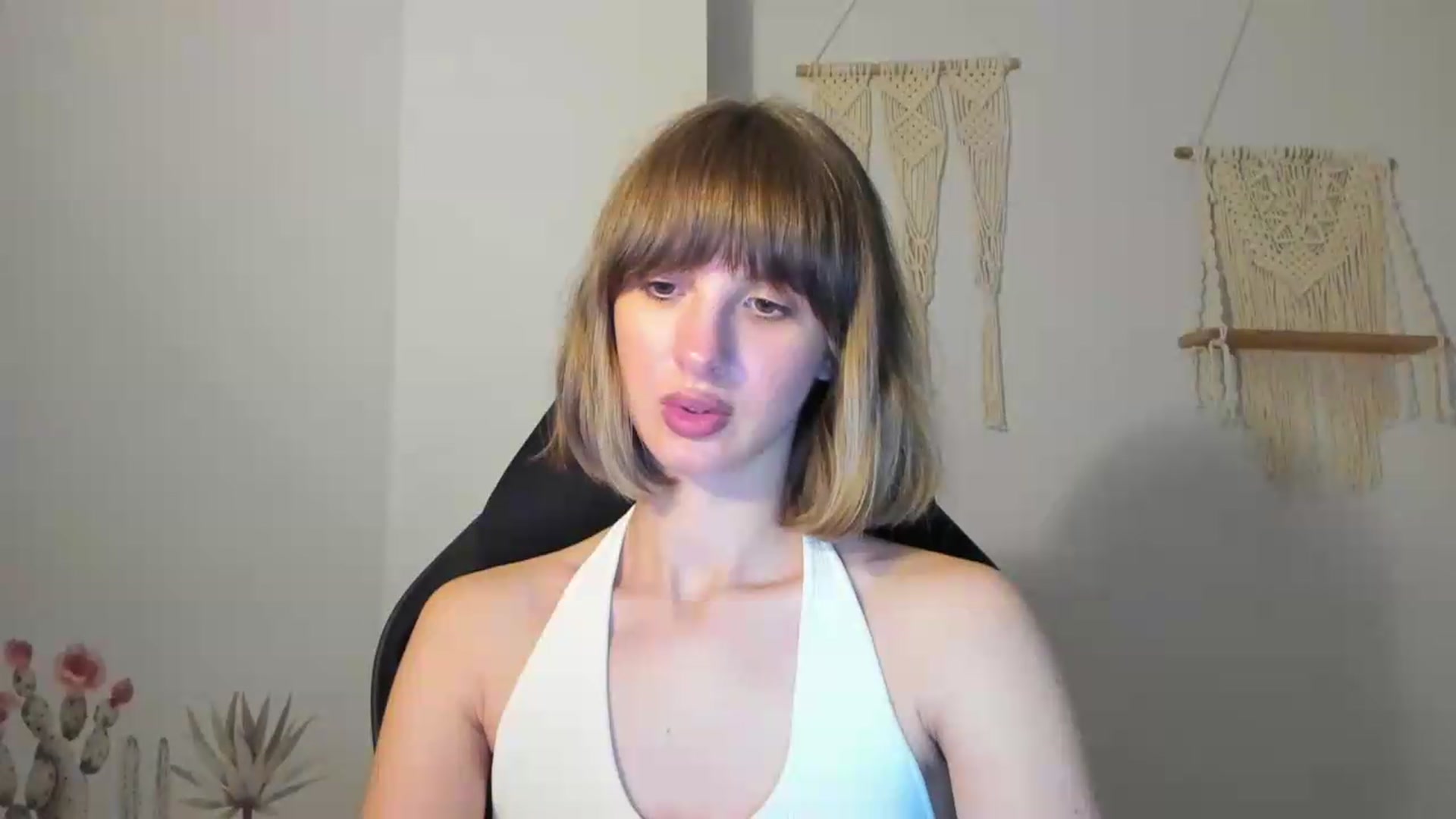 Gallery image thumbnail from WhoIsSofi's myfreecams stream on, 07/06/2026, 22:58 image 18 of 20