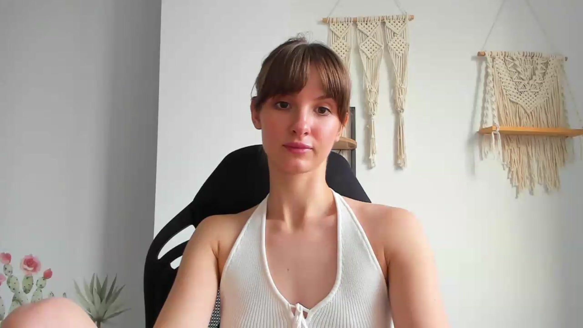 Gallery image thumbnail from WhoIsSofi's myfreecams stream on, 07/08/2026, 15:04 image 14 of 20