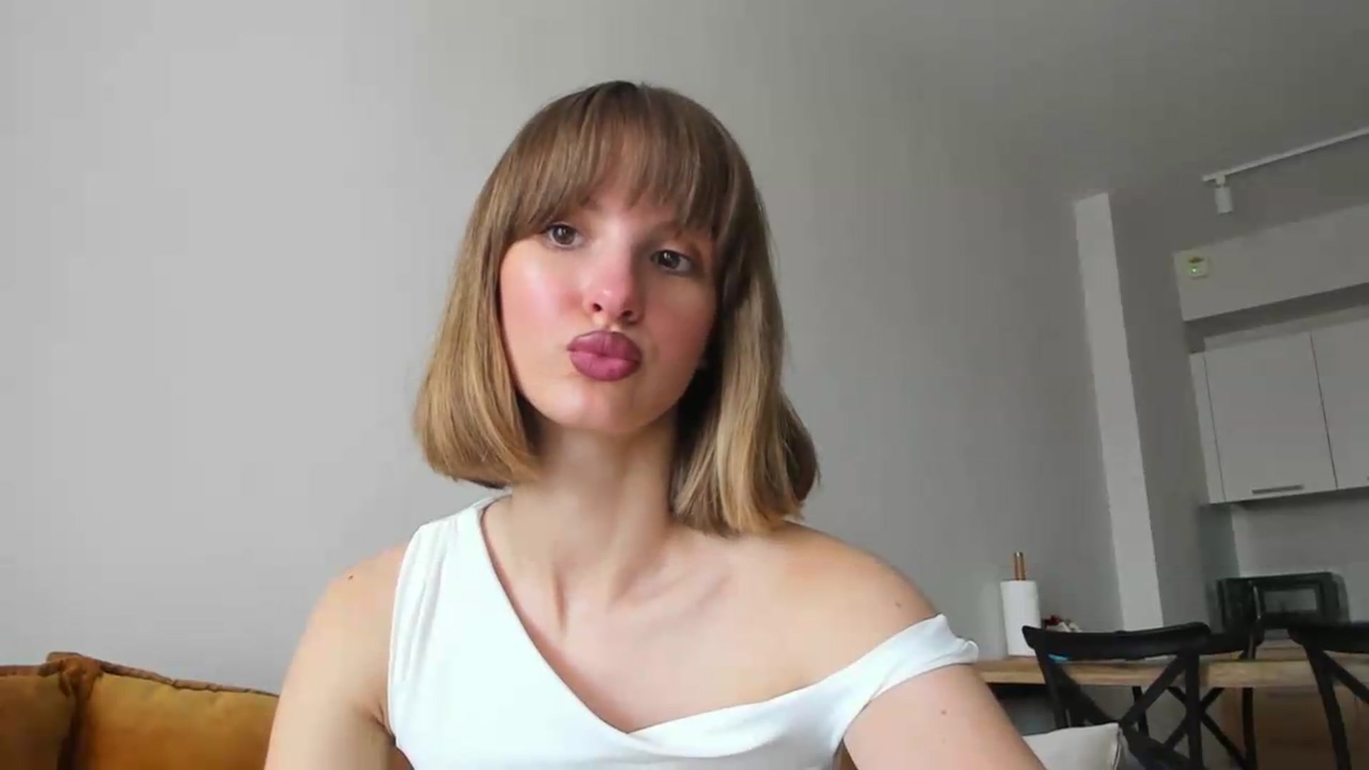 Gallery image thumbnail from WhoIsSofi's myfreecams stream on, 07/10/2026, 11:56 image 11 of 20