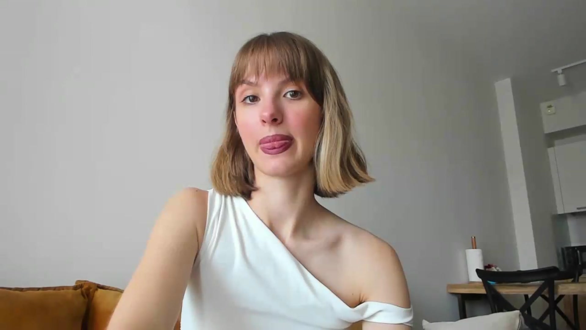 Gallery image thumbnail from WhoIsSofi's myfreecams stream on, 07/10/2026, 11:56 image 14 of 20