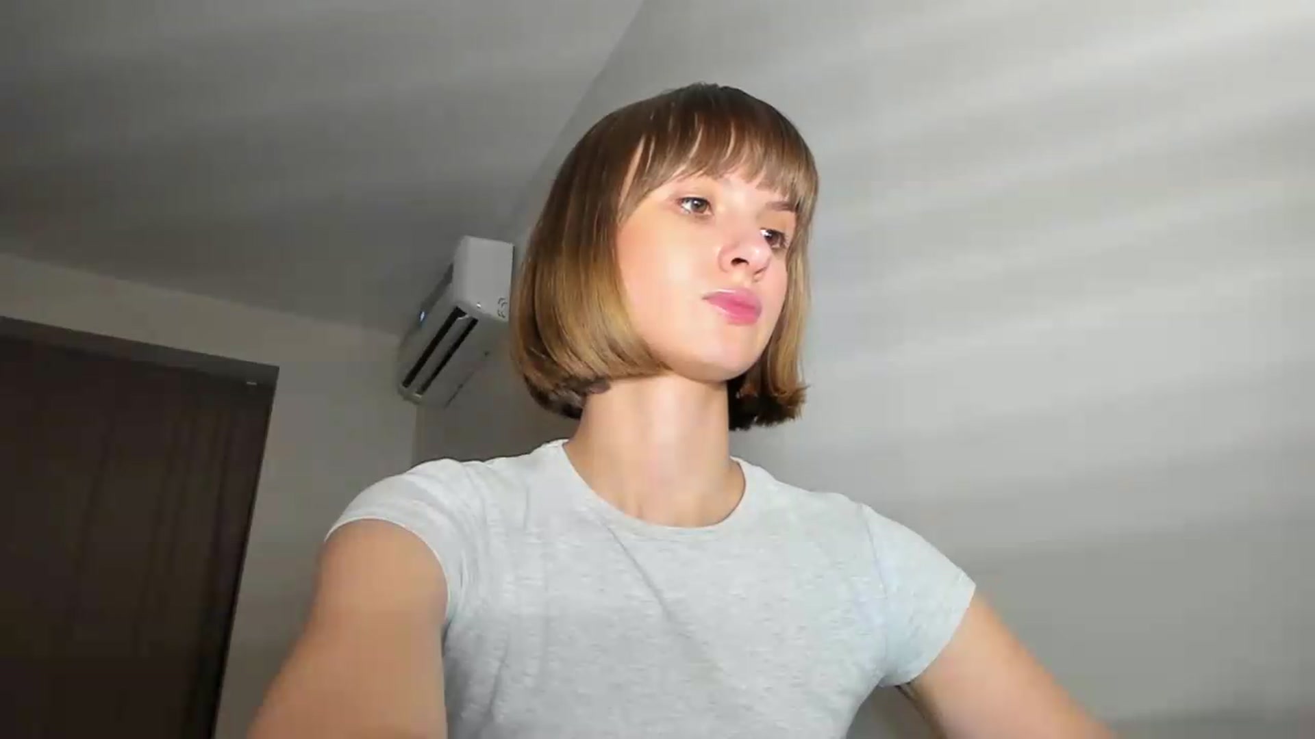 Gallery image thumbnail from WhoIsSofi's myfreecams stream on, 07/12/2026, 21:37 image 19 of 20