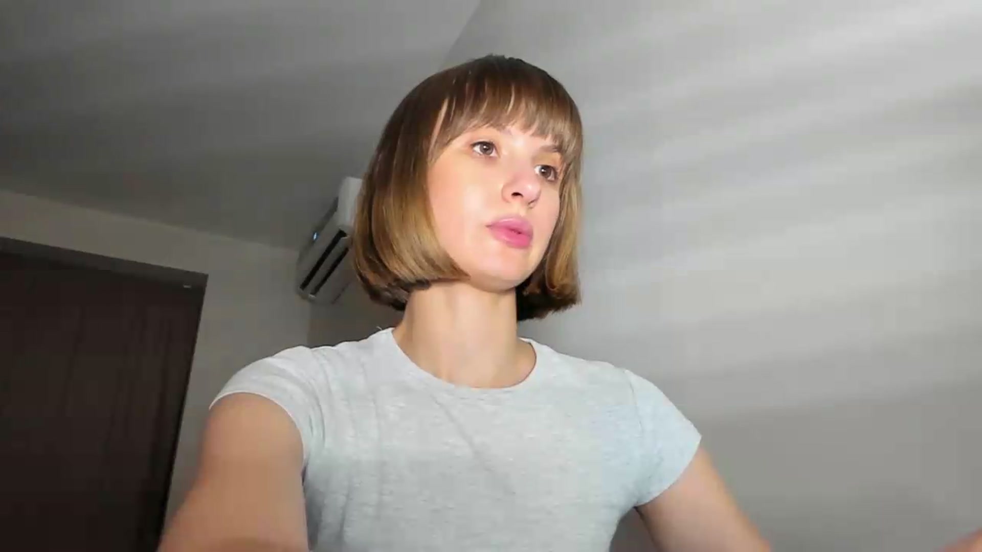 Gallery image thumbnail from WhoIsSofi's myfreecams stream on, 07/12/2026, 21:37 image 18 of 20