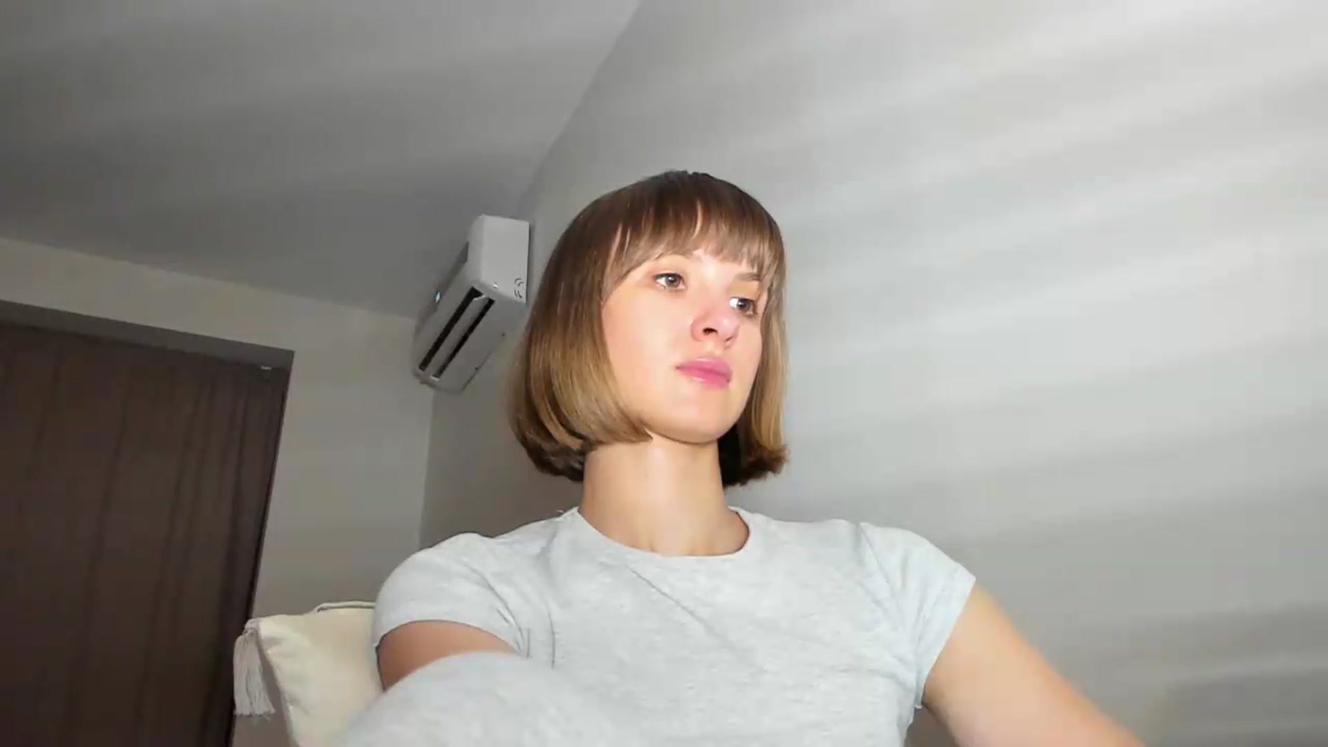 Gallery image thumbnail from WhoIsSofi's myfreecams stream on, 07/12/2026, 21:37 image 10 of 20