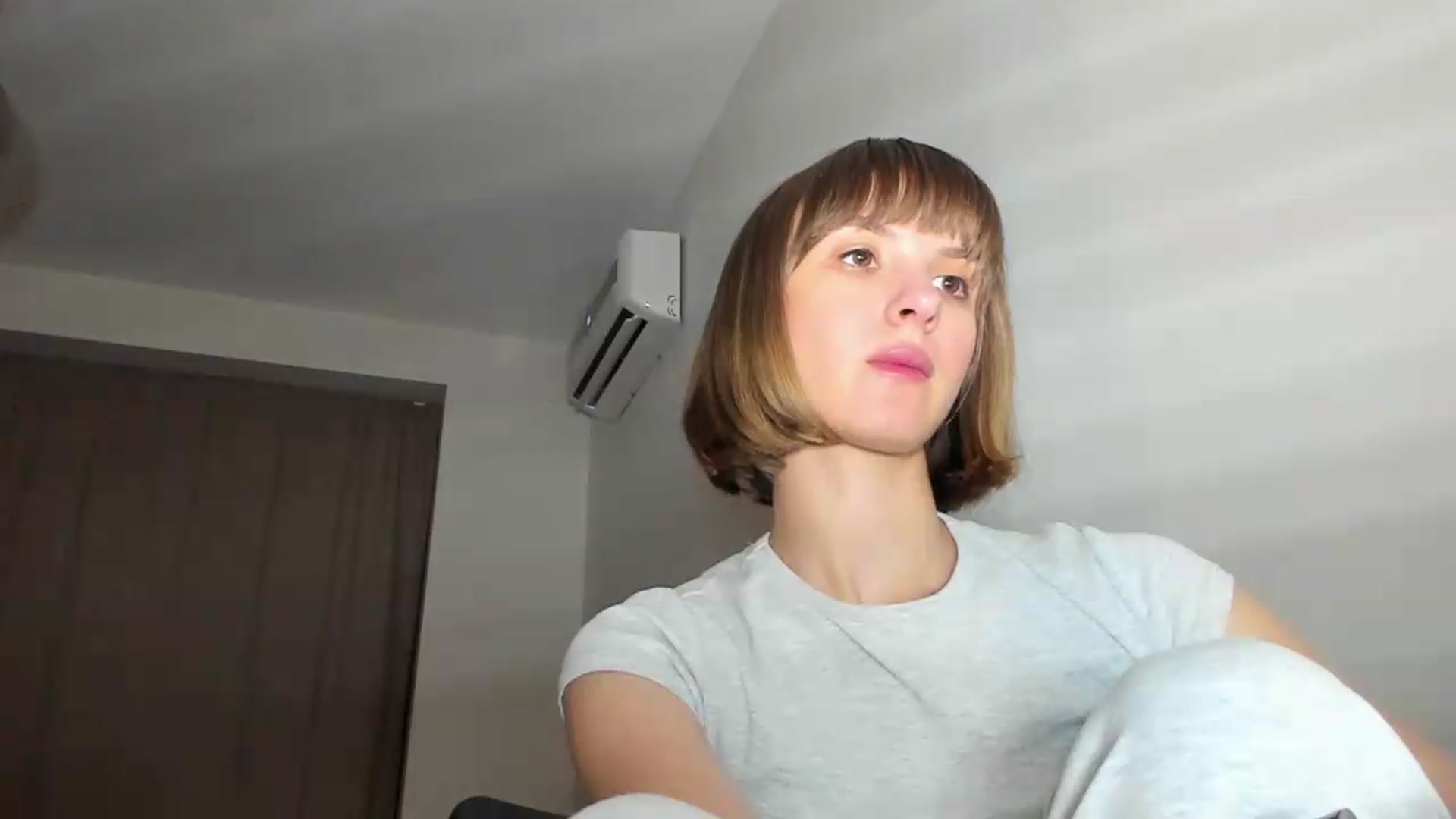 Gallery image thumbnail from WhoIsSofi's myfreecams stream on, 07/12/2026, 23:01 image 12 of 20