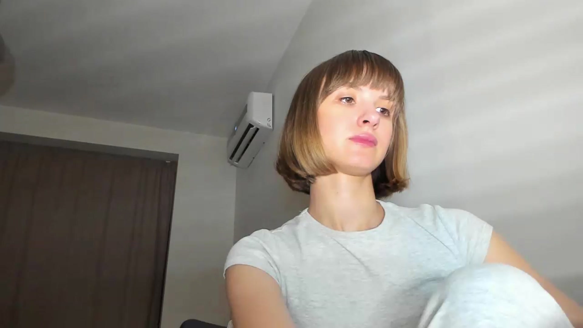 Gallery image thumbnail from WhoIsSofi's myfreecams stream on, 07/12/2026, 23:01 image 9 of 20