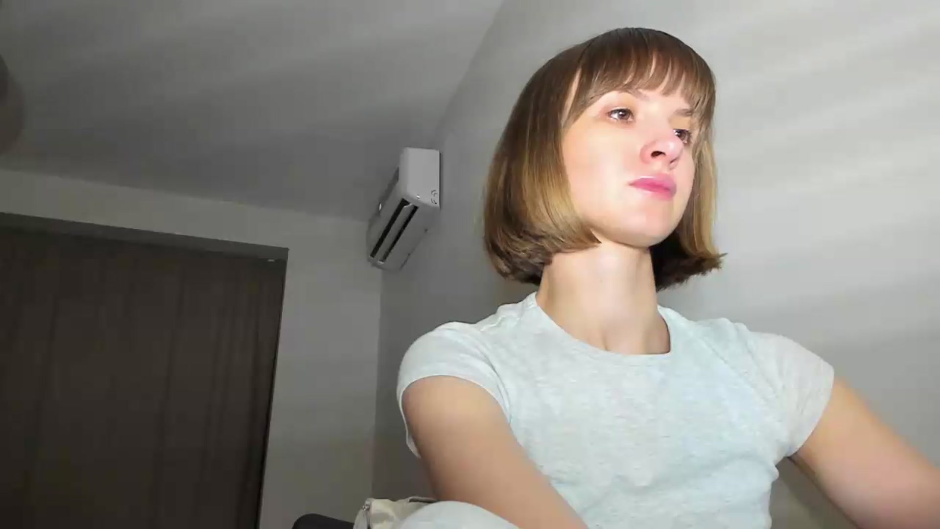 Gallery image thumbnail from WhoIsSofi's myfreecams stream on, 07/12/2026, 23:01 image 18 of 20