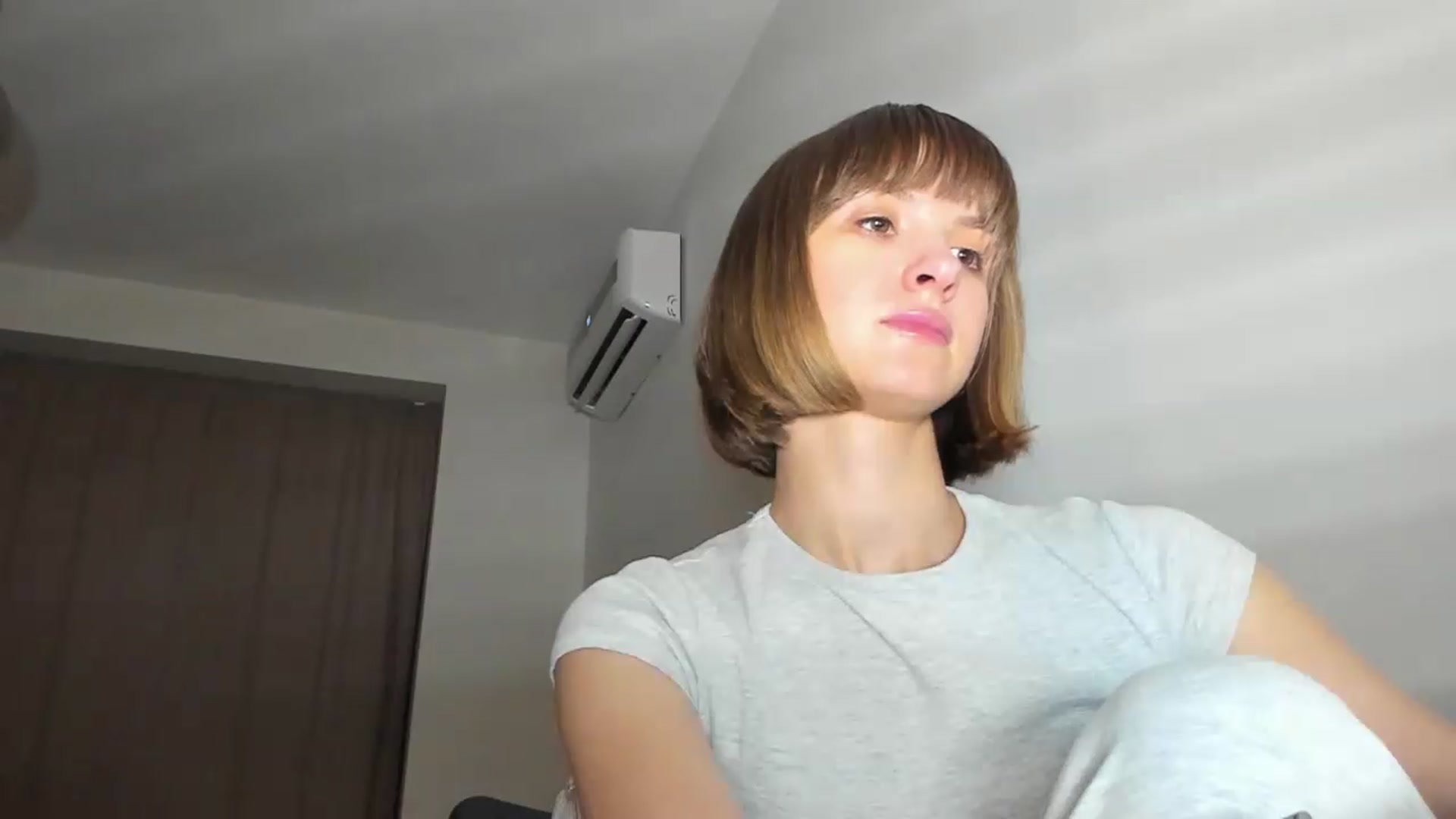 Gallery image thumbnail from WhoIsSofi's myfreecams stream on, 07/12/2026, 23:01 image 7 of 20