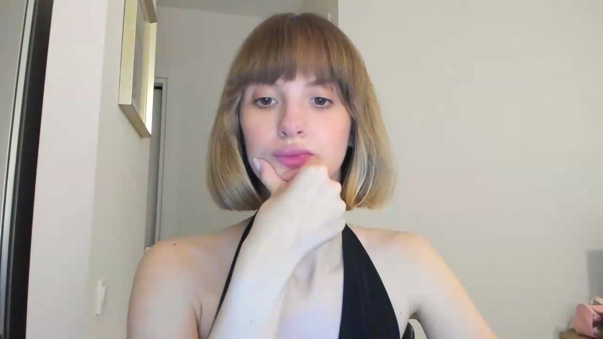 Gallery image thumbnail from WhoIsSofi's myfreecams stream on, 07/29/2026, 02:14 image 9 of 20