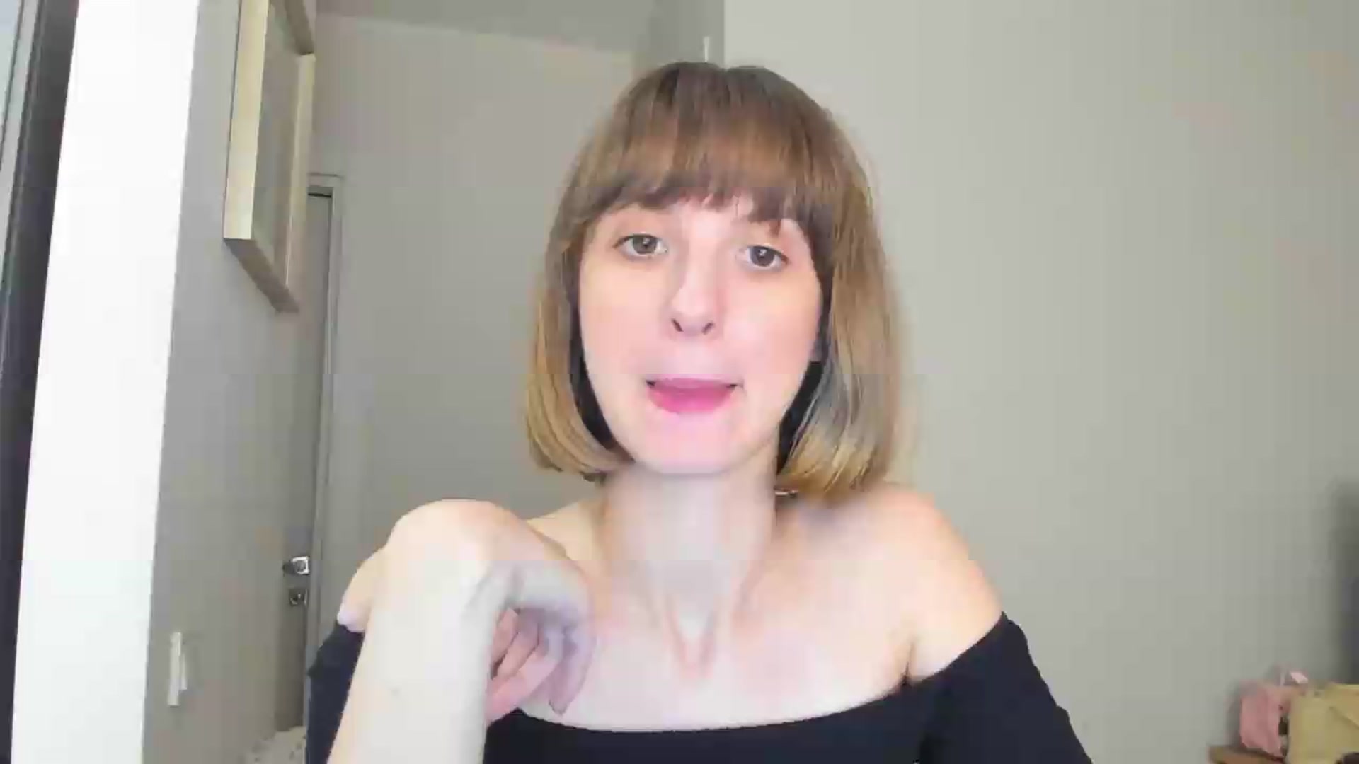 Gallery image thumbnail from WhoIsSofi's myfreecams stream on, 07/31/2026, 24:51 image 9 of 20