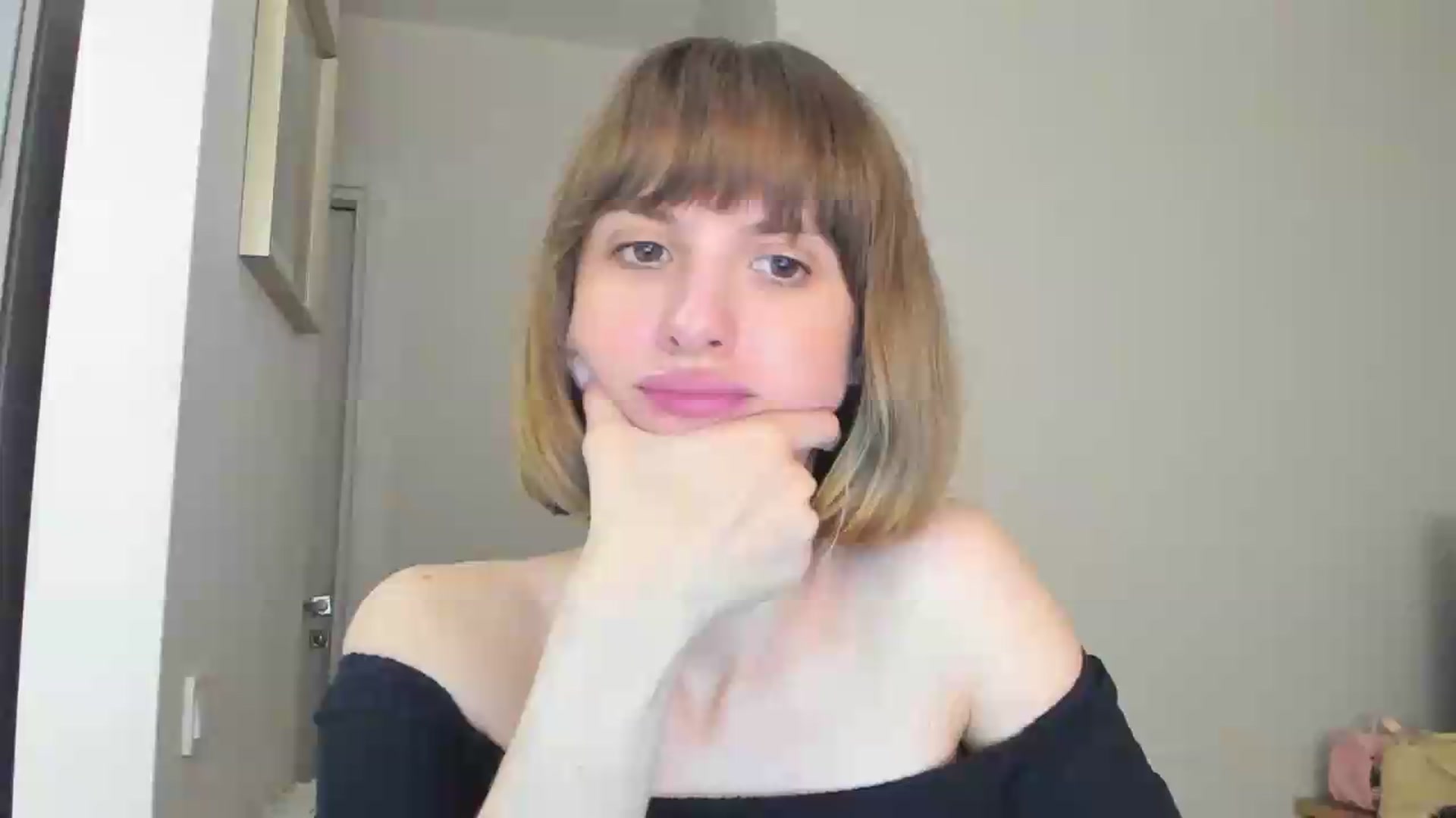 Gallery image thumbnail from WhoIsSofi's myfreecams stream on, 07/31/2026, 24:51 image 5 of 20