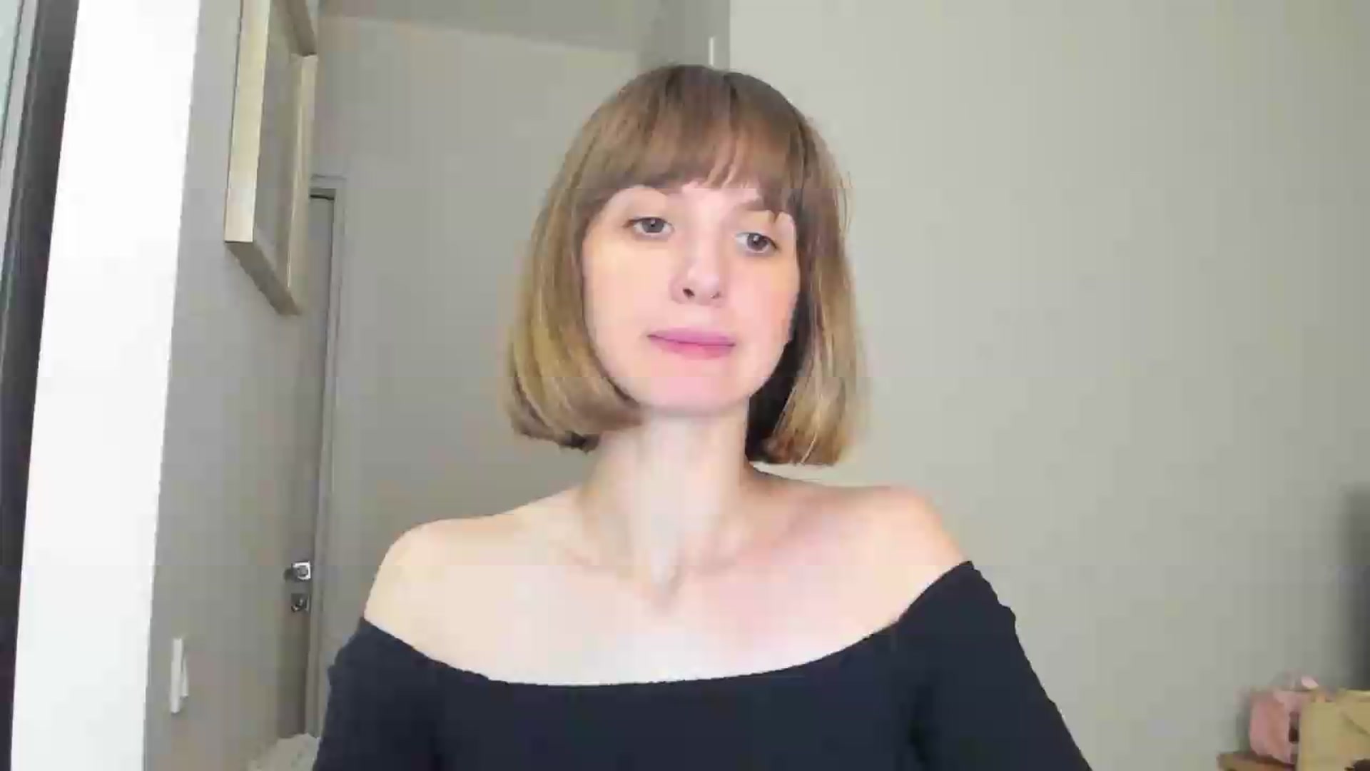 Gallery image thumbnail from WhoIsSofi's myfreecams stream on, 07/31/2026, 24:51 image 16 of 20