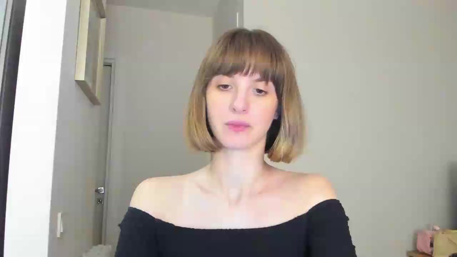 Gallery image thumbnail from WhoIsSofi's myfreecams stream on, 07/31/2026, 24:51 image 17 of 20