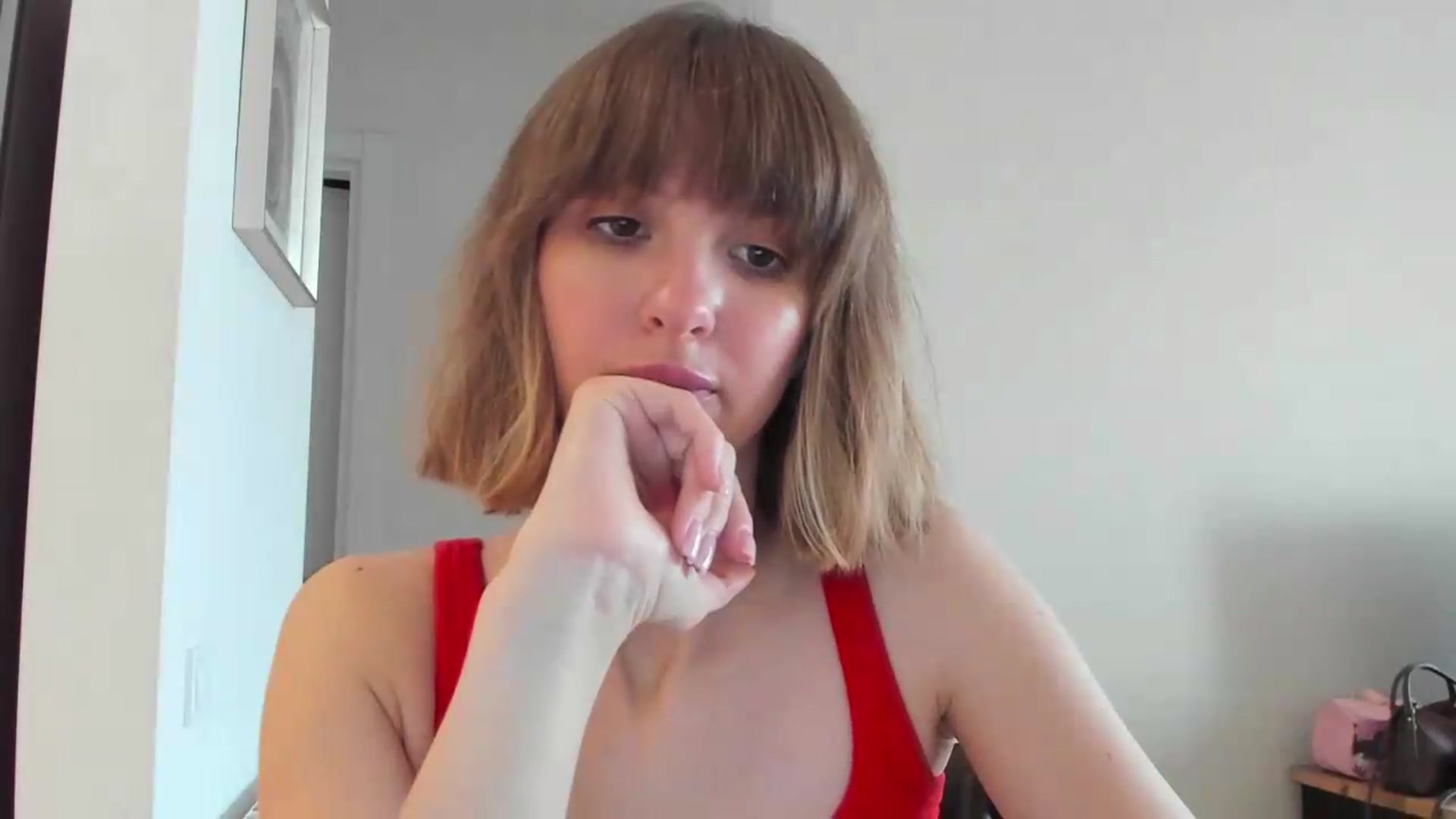 Gallery image thumbnail from WhoIsSofi's myfreecams stream on, 08/06/2026, 14:39 image 18 of 20