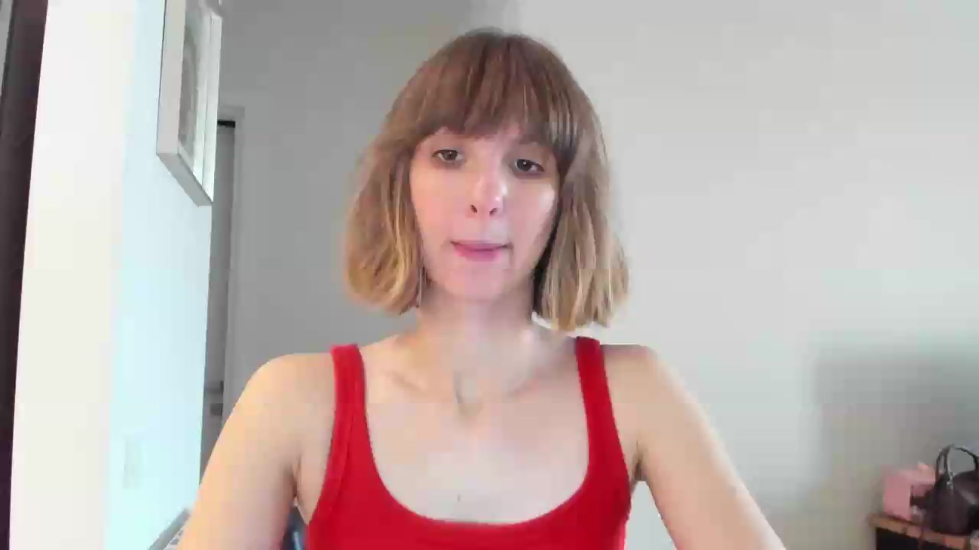 Gallery image thumbnail from WhoIsSofi's myfreecams stream on, 08/06/2026, 15:58 image 12 of 20