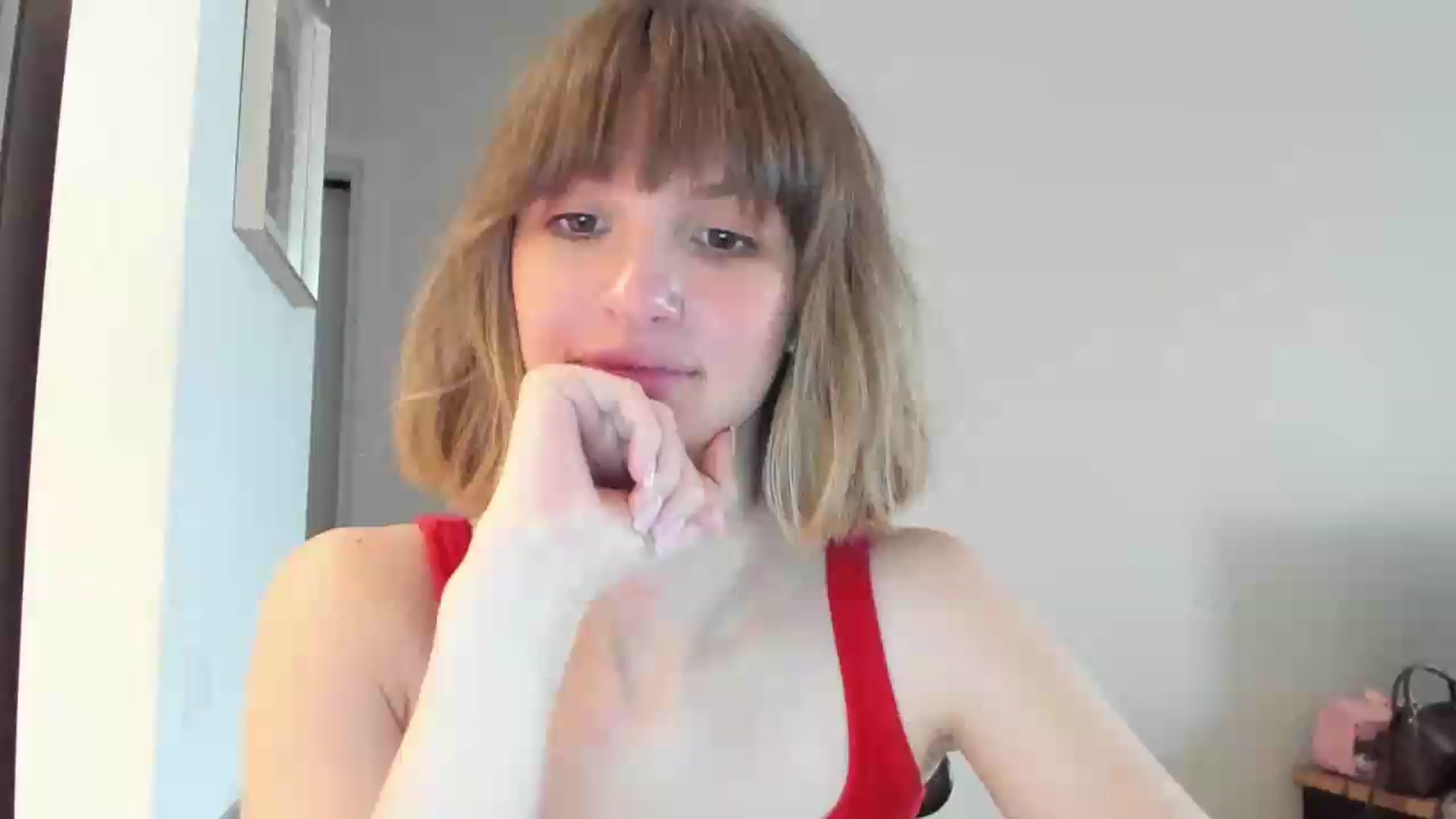 Gallery image thumbnail from WhoIsSofi's myfreecams stream on, 08/06/2026, 15:58 image 17 of 20