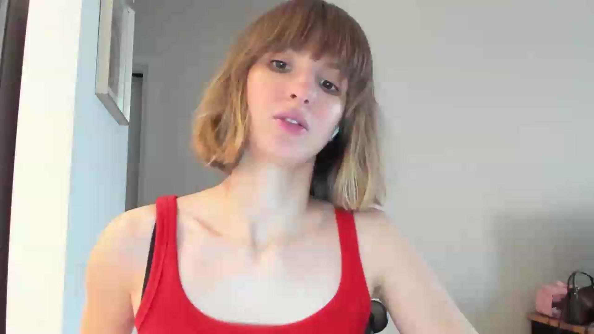 Gallery image thumbnail from WhoIsSofi's myfreecams stream on, 08/06/2026, 15:58 image 19 of 20