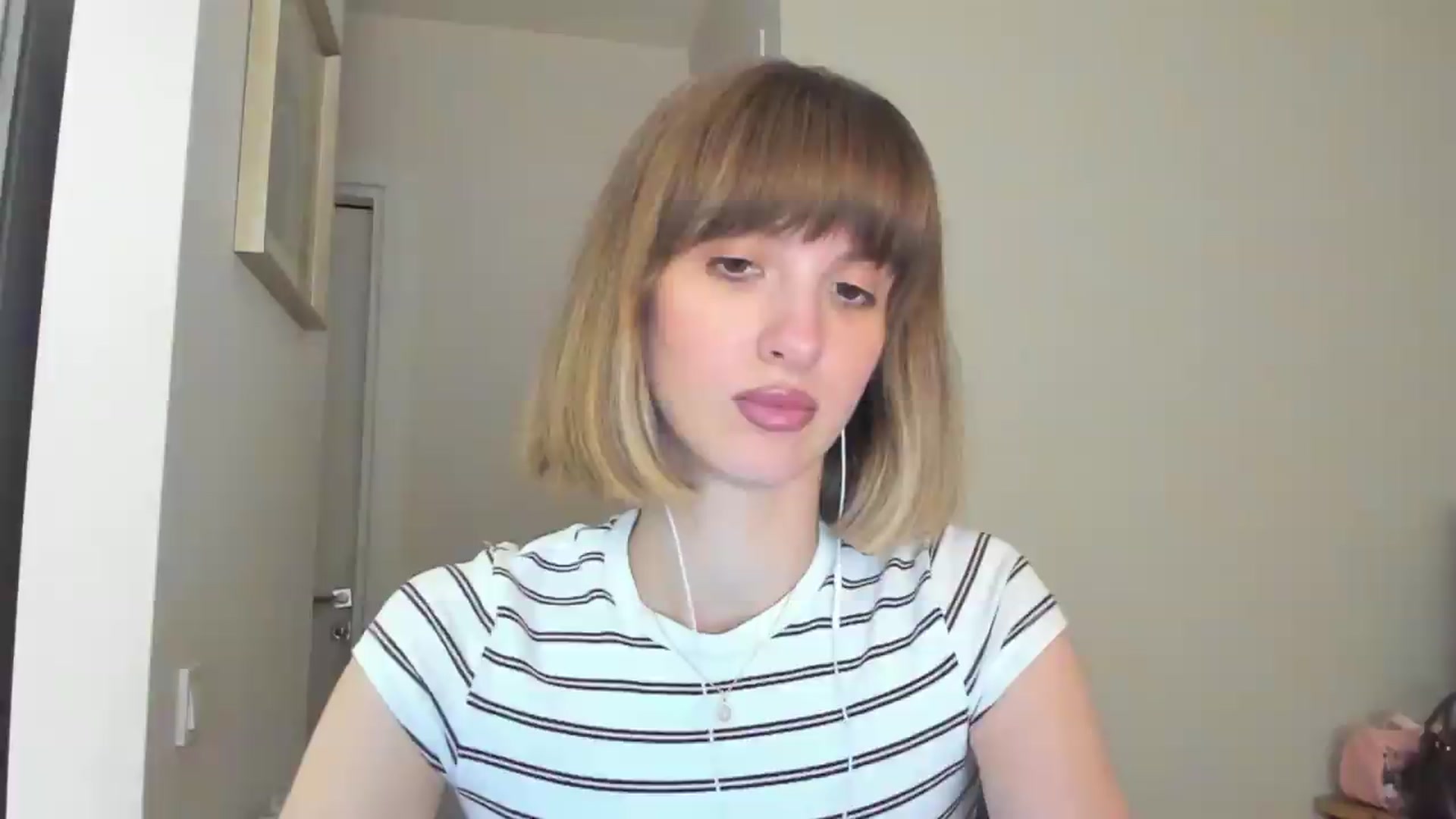 Gallery image thumbnail from WhoIsSofi's myfreecams stream on, 08/11/2026, 17:35 image 8 of 20