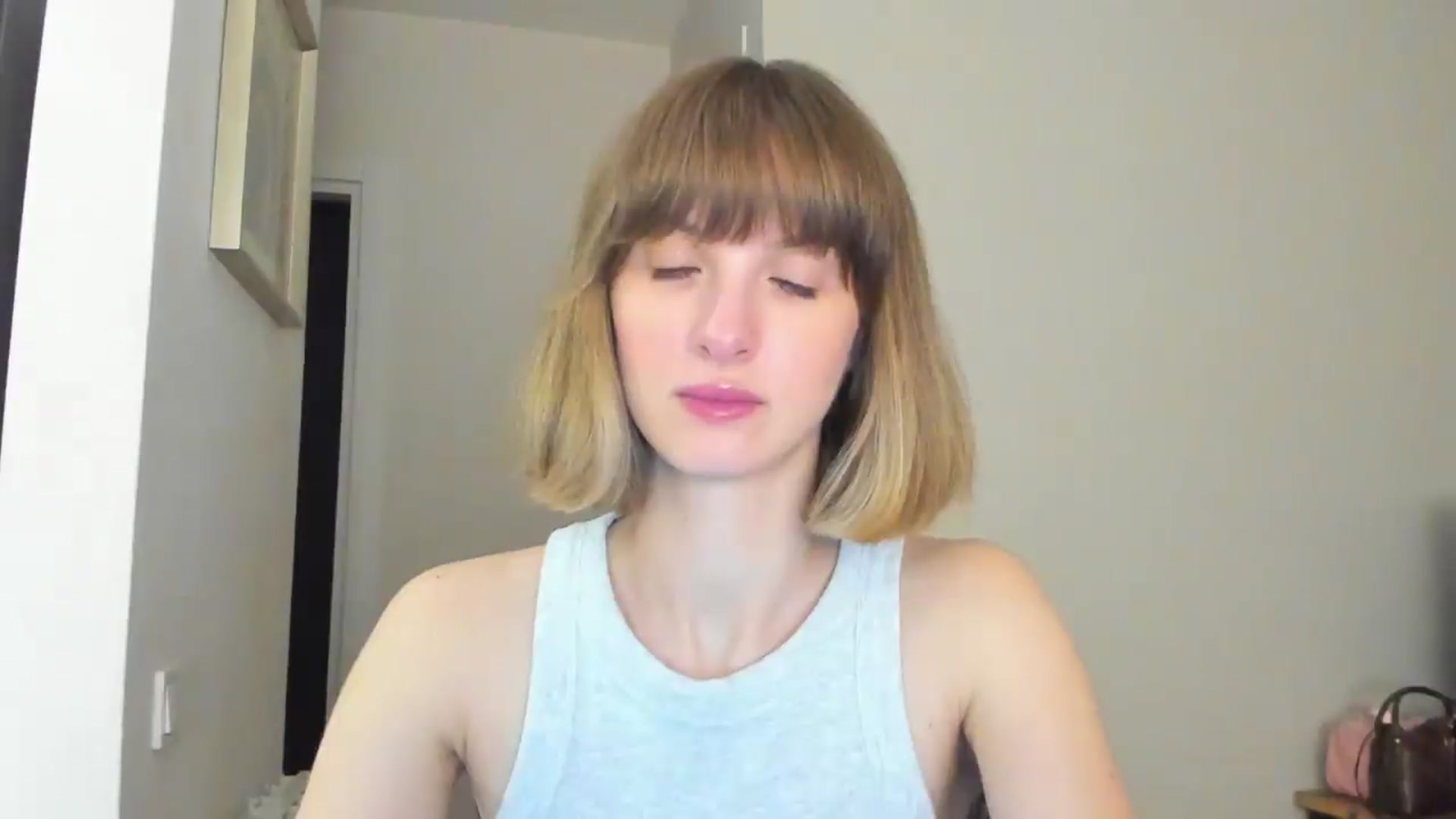 Gallery image thumbnail from WhoIsSofi's myfreecams stream on, 08/13/2026, 22:35 image 15 of 20