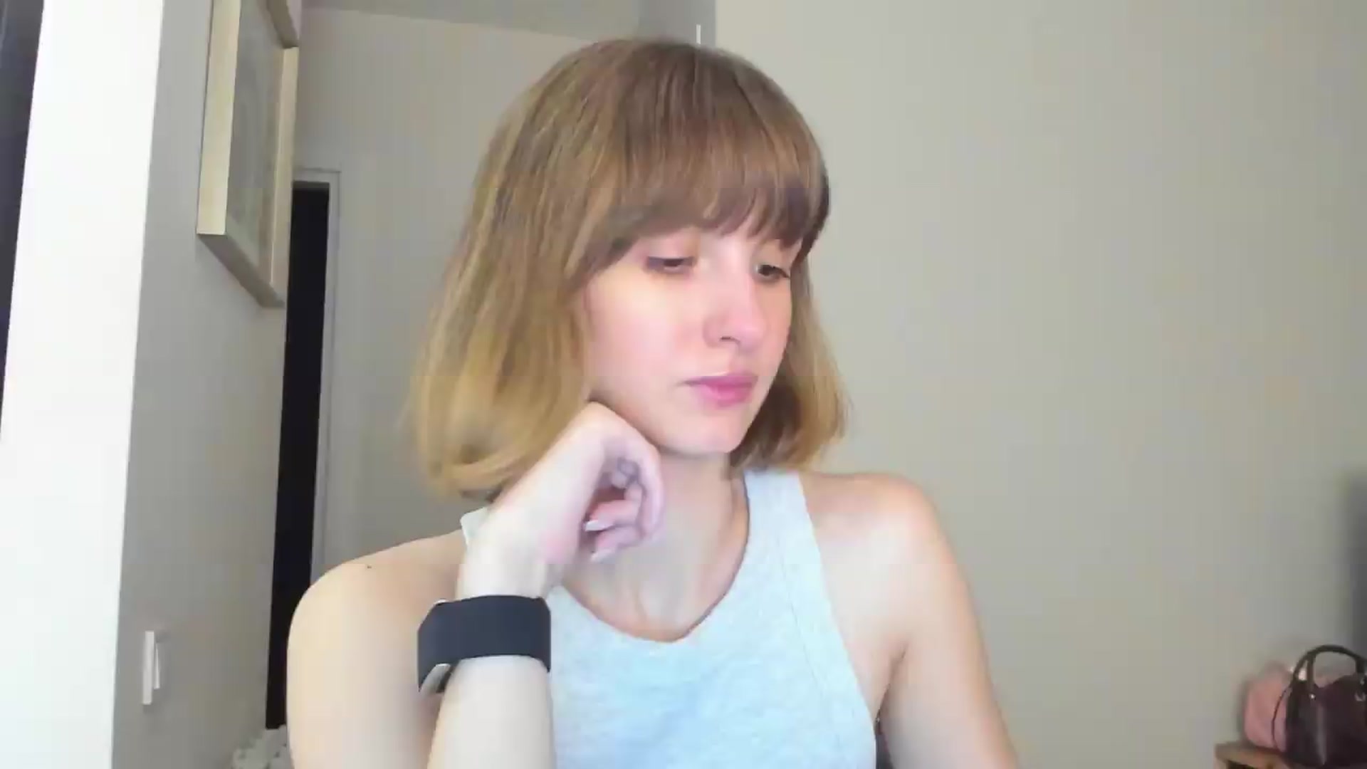 Gallery image thumbnail from WhoIsSofi's myfreecams stream on, 08/13/2026, 22:54 image 5 of 20