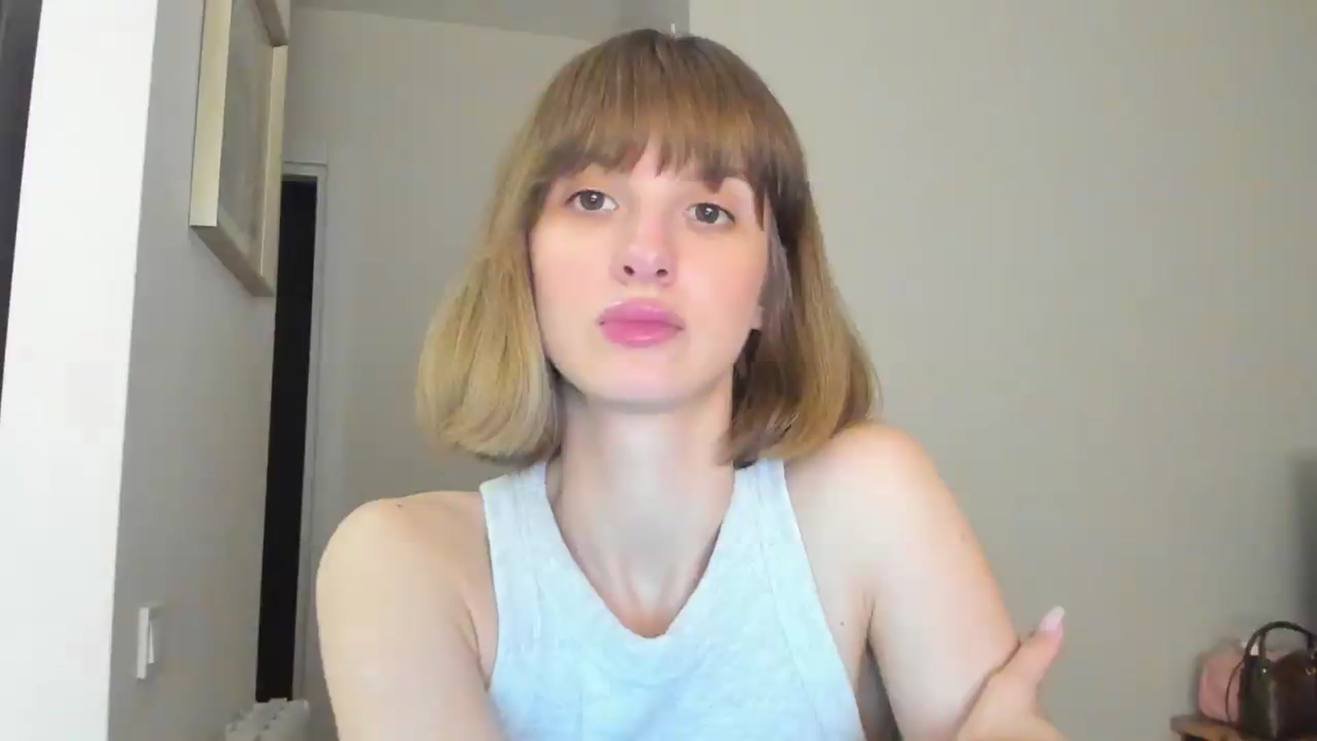 Gallery image thumbnail from WhoIsSofi's myfreecams stream on, 08/13/2026, 22:54 image 3 of 20