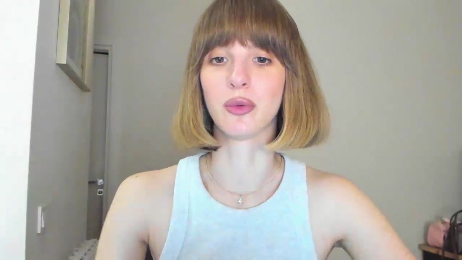Gallery image thumbnail from WhoIsSofi's myfreecams stream on, 08/15/2026, 22:18 image 16 of 20