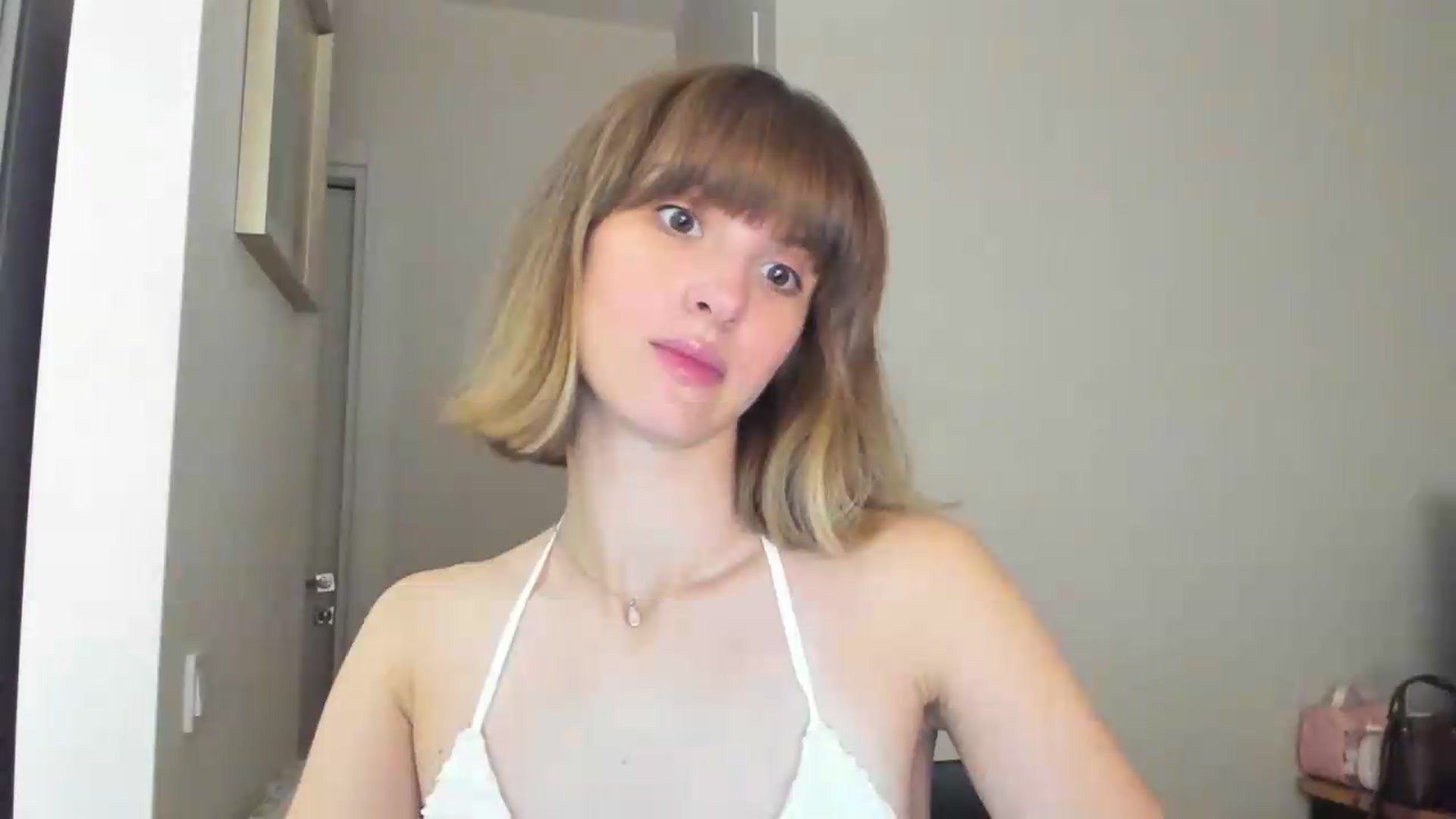 Gallery image thumbnail from WhoIsSofi's myfreecams stream on, 09/05/2026, 18:26 image 8 of 20