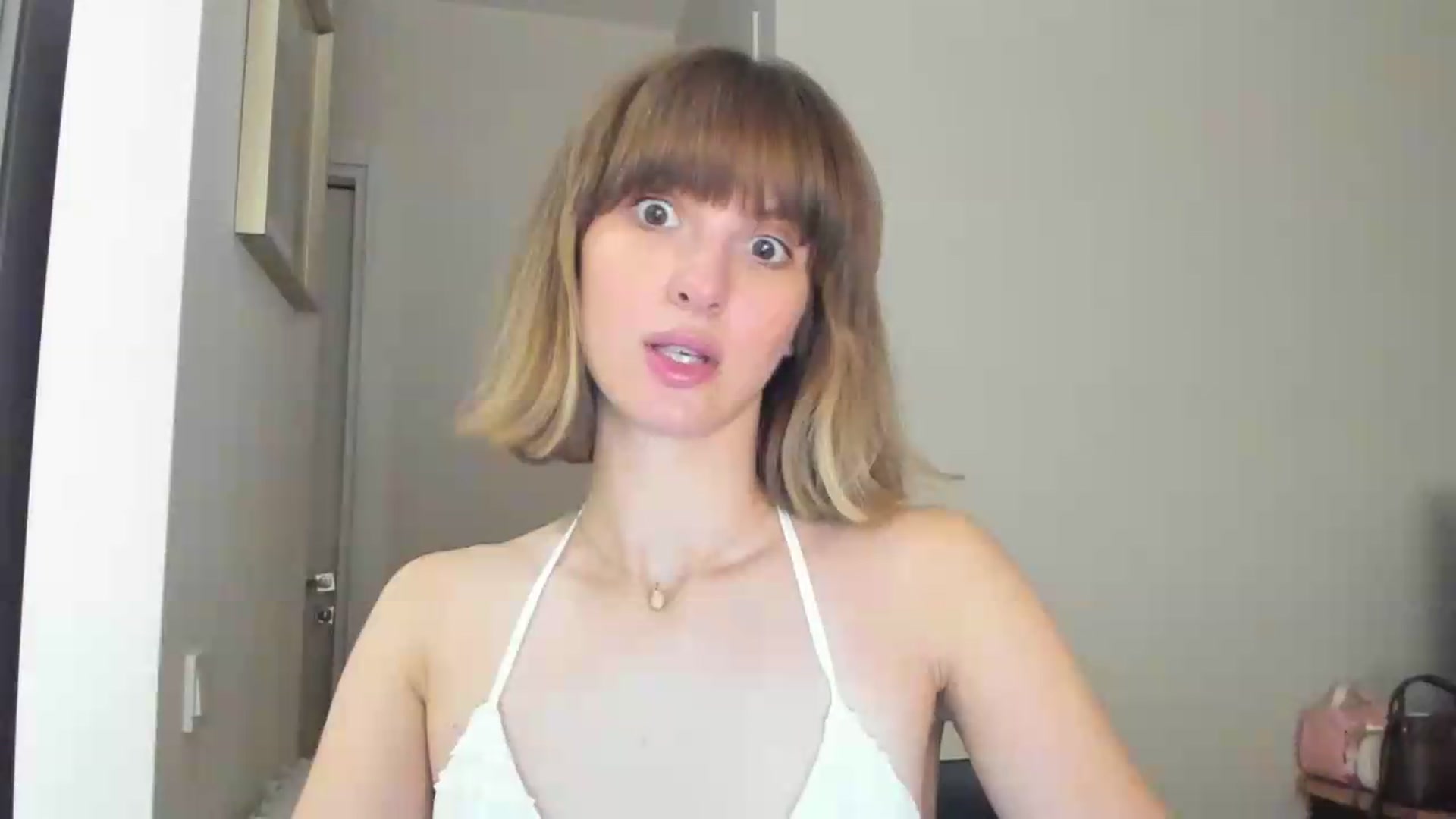 Gallery image thumbnail from WhoIsSofi's myfreecams stream on, 09/05/2026, 18:26 image 7 of 20