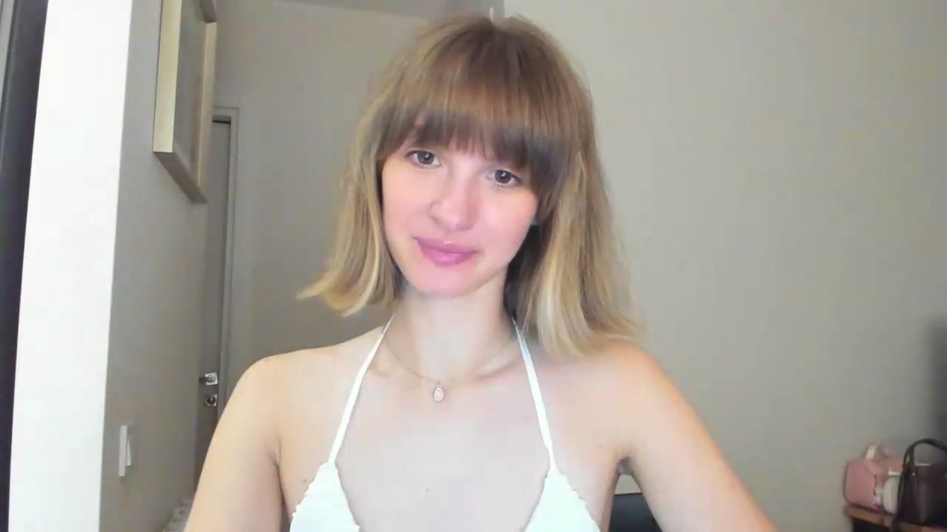 Gallery image thumbnail from WhoIsSofi's myfreecams stream on, 09/05/2026, 18:26 image 16 of 20