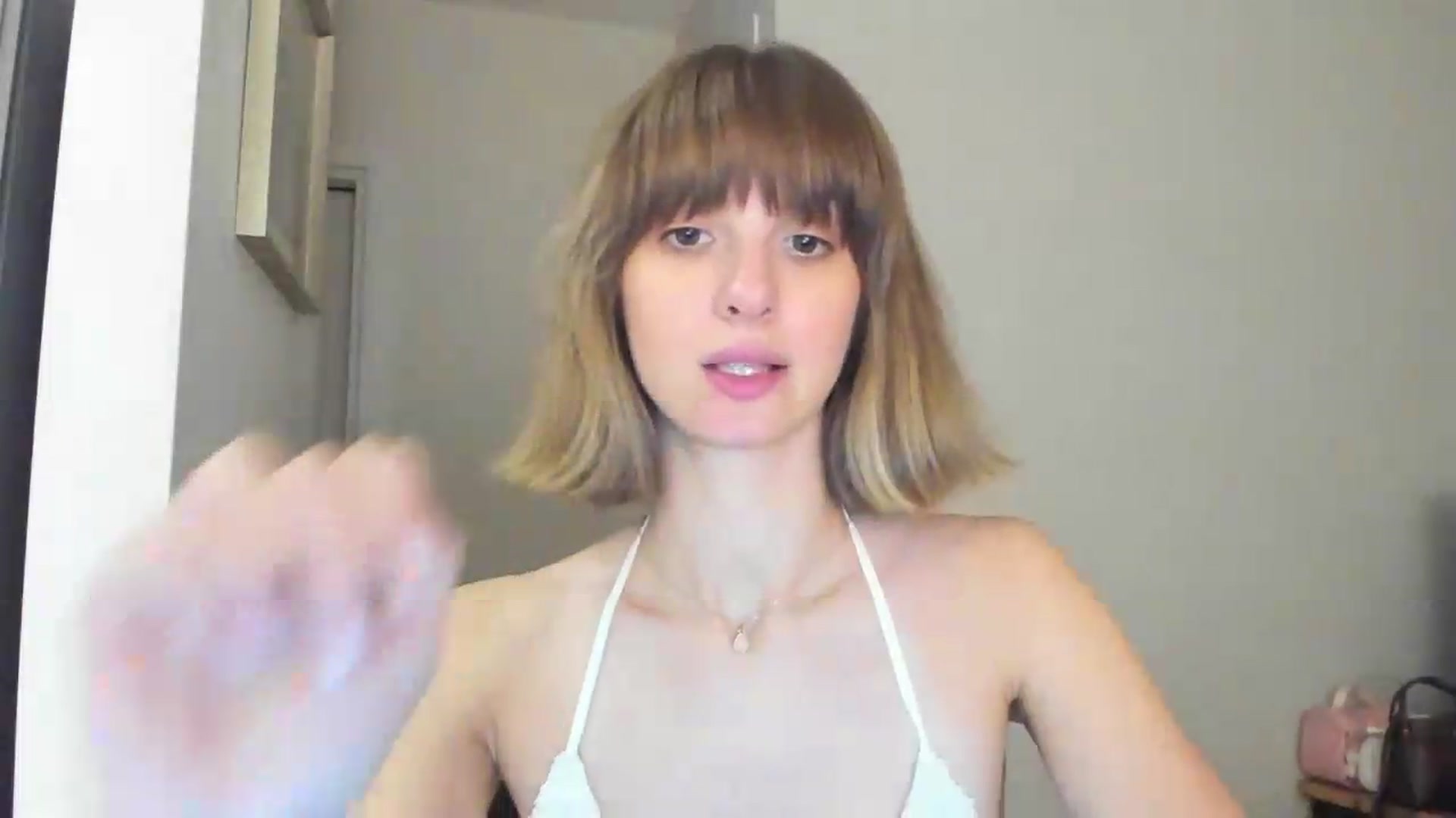 Gallery image thumbnail from WhoIsSofi's myfreecams stream on, 09/05/2026, 20:15 image 14 of 20