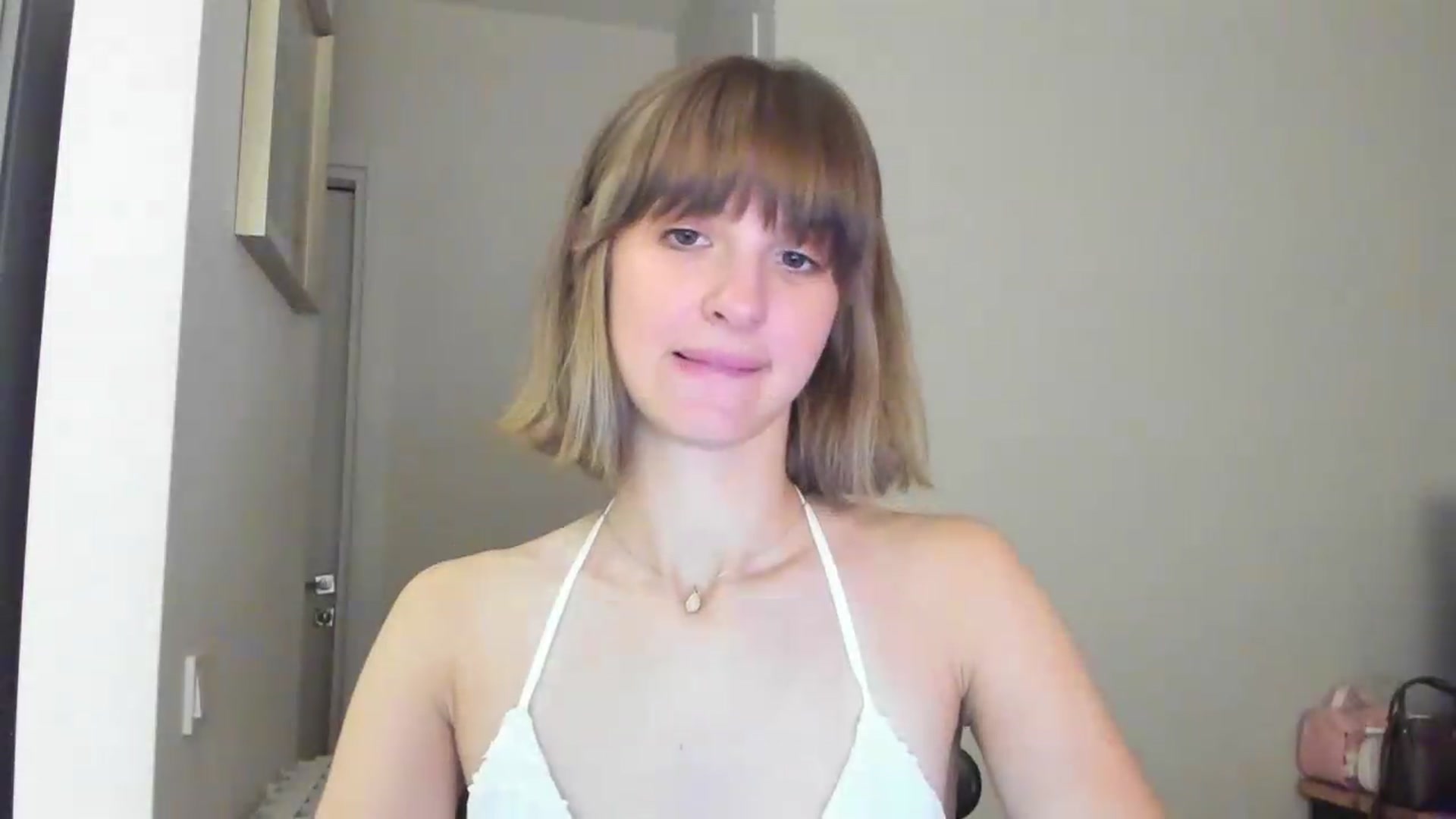 Gallery image thumbnail from WhoIsSofi's myfreecams stream on, 09/05/2026, 20:15 image 10 of 20