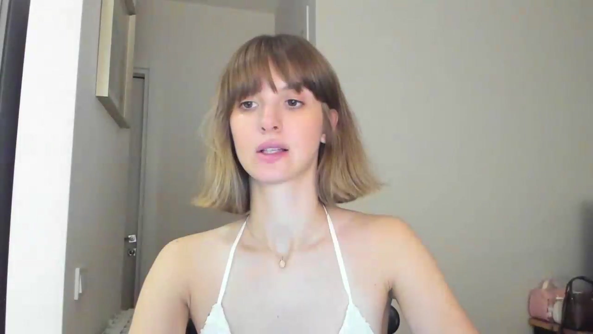 Gallery image thumbnail from WhoIsSofi's myfreecams stream on, 09/05/2026, 20:15 image 19 of 20