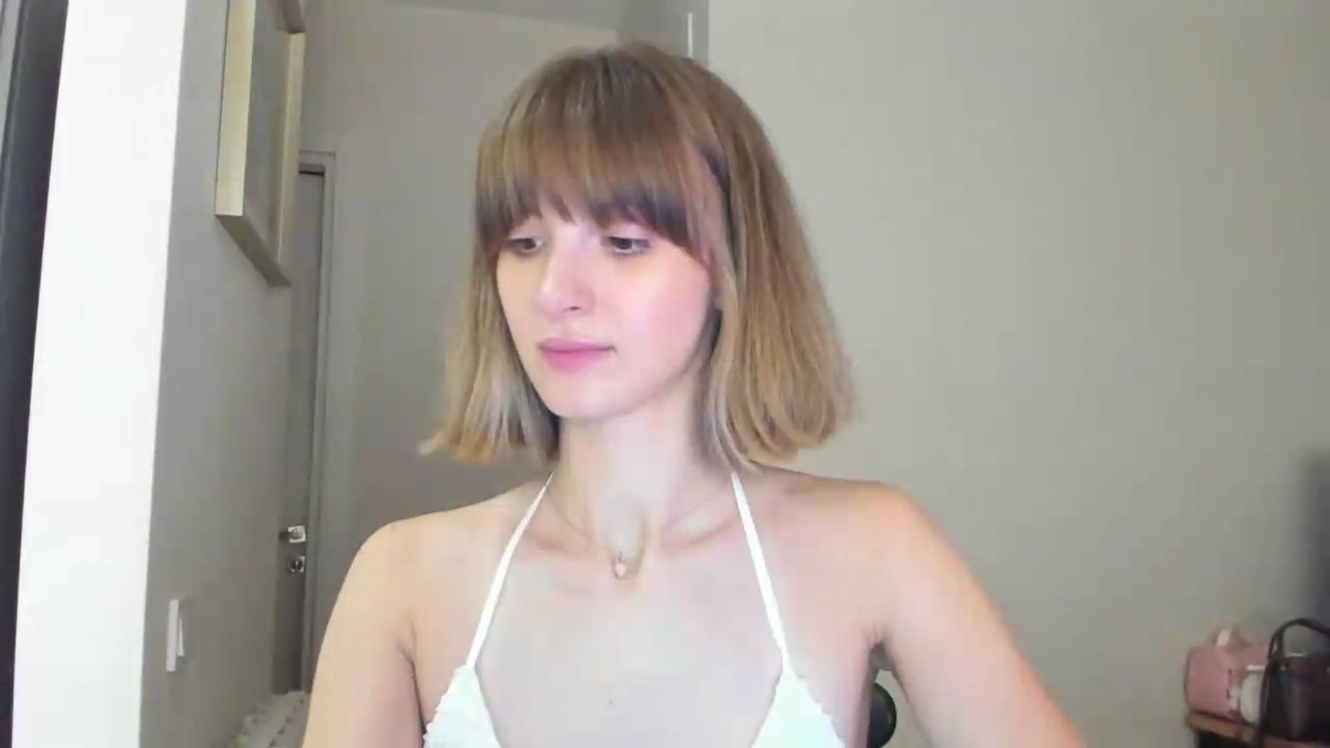 Gallery image thumbnail from WhoIsSofi's myfreecams stream on, 09/05/2026, 20:15 image 8 of 20