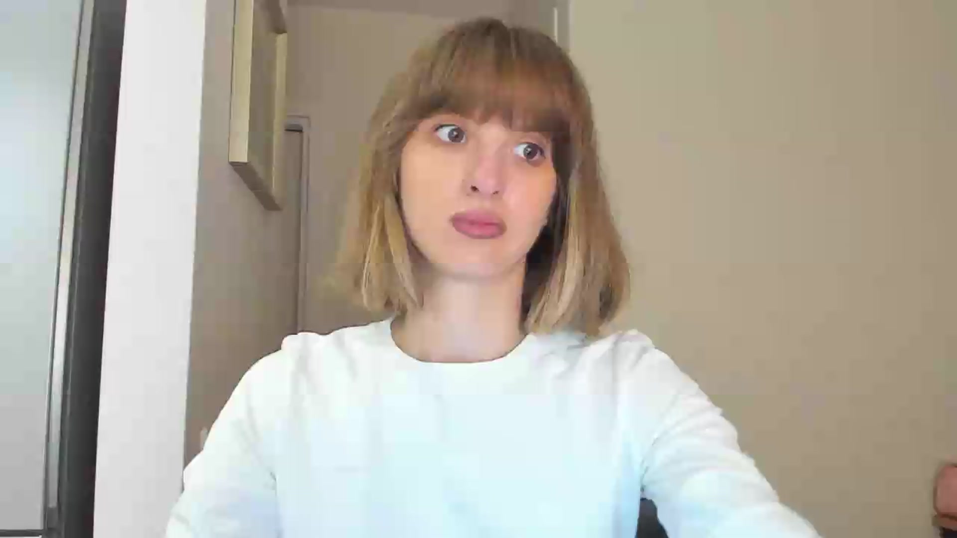 Gallery image thumbnail from WhoIsSofi's myfreecams stream on, 09/07/2026, 01:53 image 15 of 20