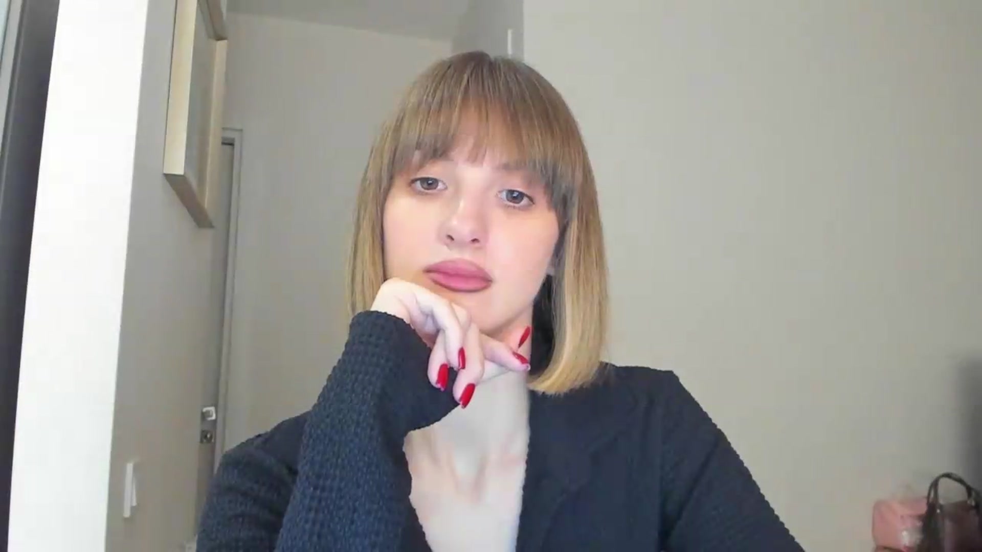 Gallery image thumbnail from WhoIsSofi's myfreecams stream on, 09/10/2026, 23:16 image 17 of 20