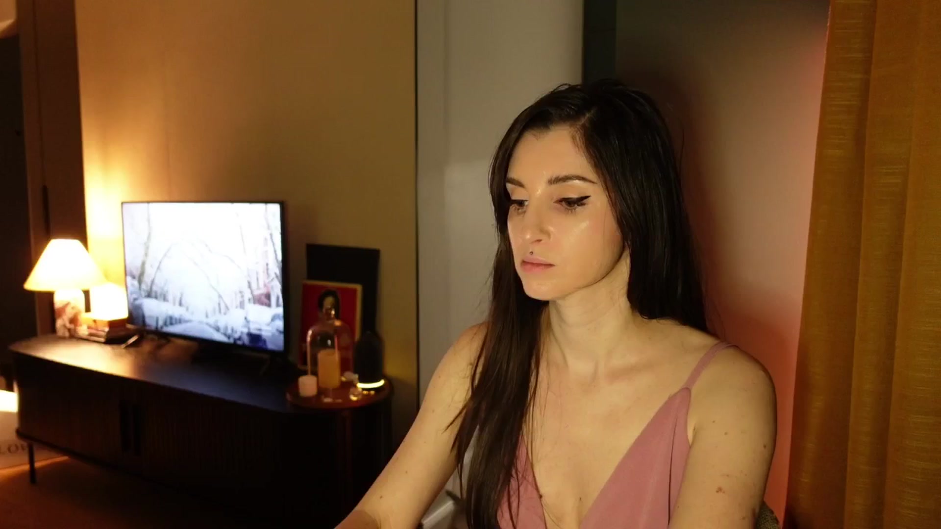 Gallery image thumbnail from Who_The's myfreecams stream on, 02/13/2026, 01:14 image 13 of 20