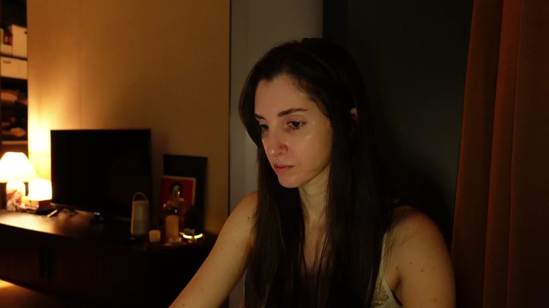 Gallery image thumbnail from Who_The's myfreecams stream on, 03/09/2026, 01:30 image 15 of 20