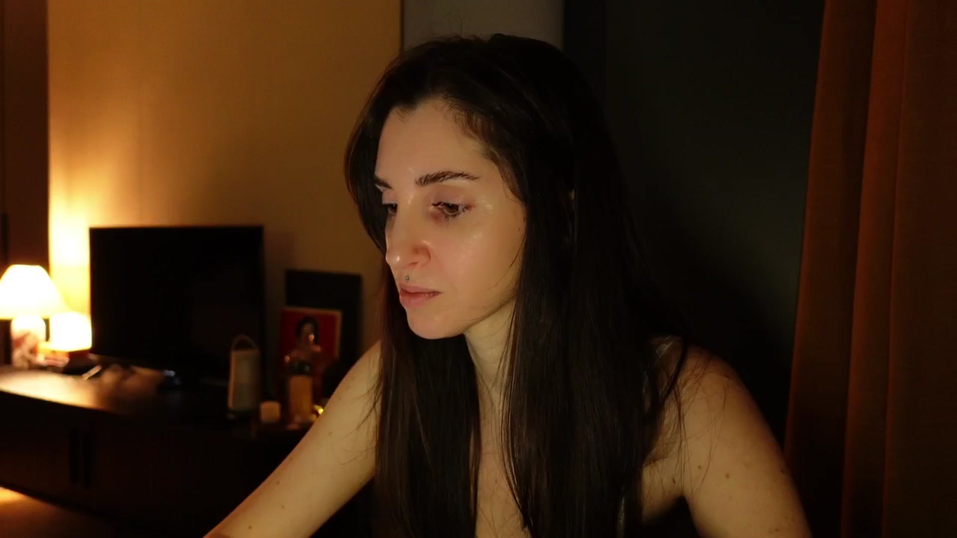 Gallery image thumbnail from Who_The's myfreecams stream on, 03/09/2026, 01:30 image 18 of 20
