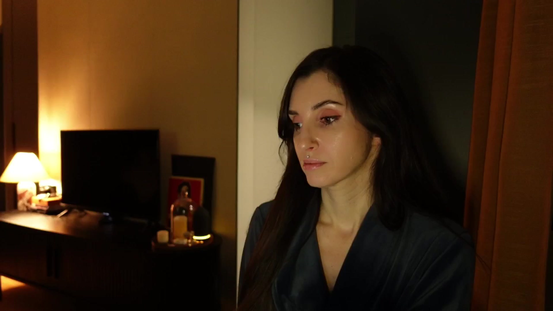 Gallery image thumbnail from Who_The's myfreecams stream on, 03/10/2026, 24:31 image 9 of 20