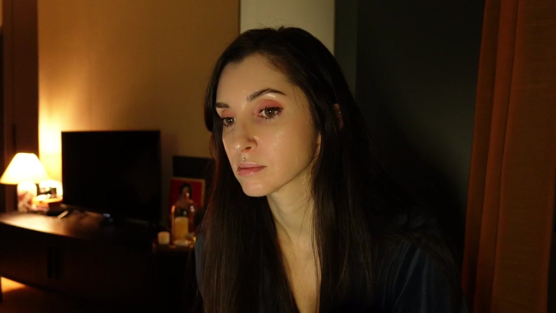 Gallery image thumbnail from Who_The's myfreecams stream on, 03/10/2026, 24:31 image 5 of 20