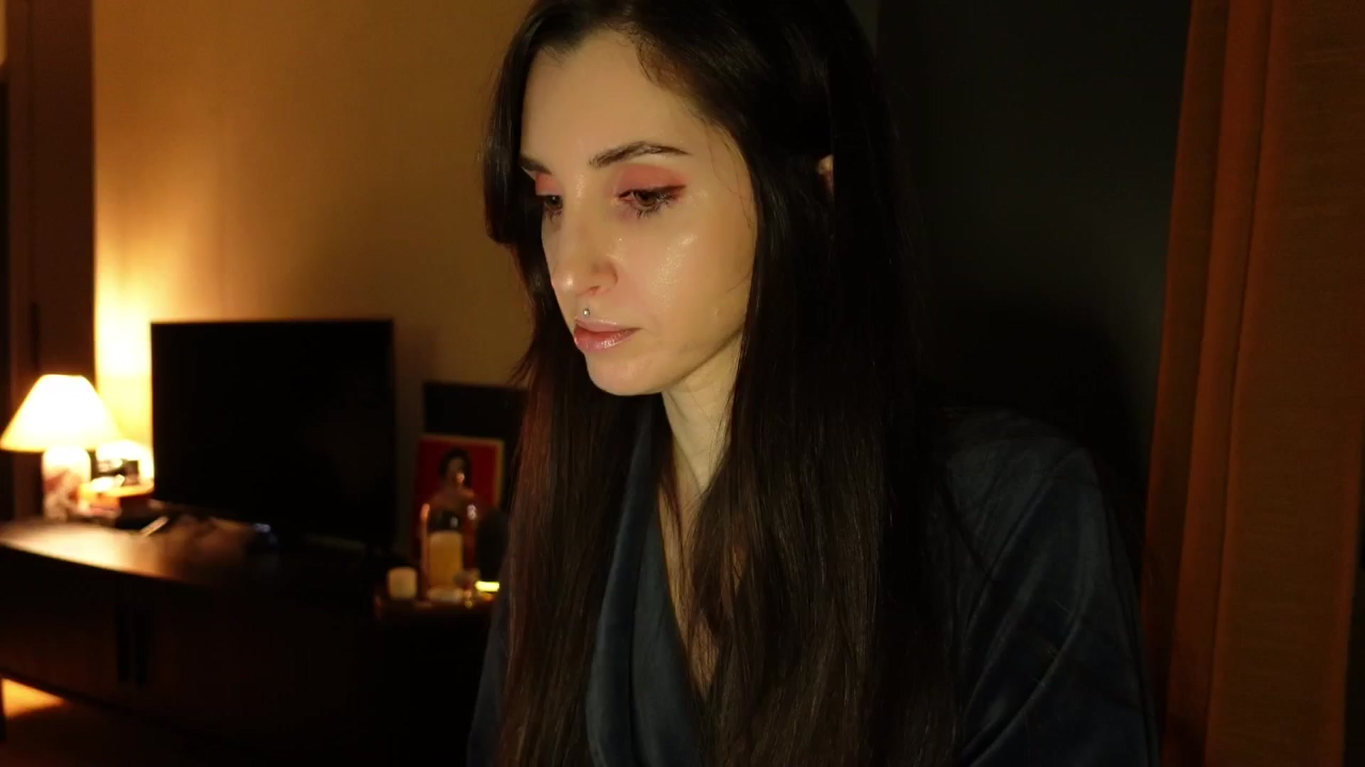 Gallery image thumbnail from Who_The's myfreecams stream on, 03/10/2026, 24:31 image 20 of 20