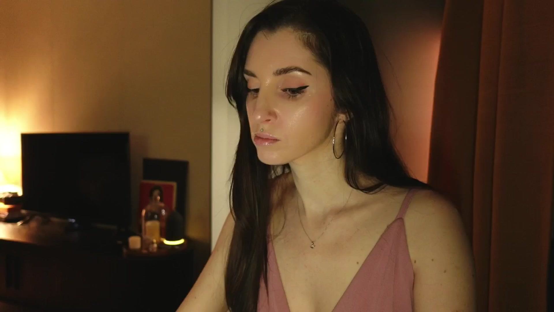 Gallery image thumbnail from Who_The's myfreecams stream on, 03/13/2026, 01:32 image 15 of 20