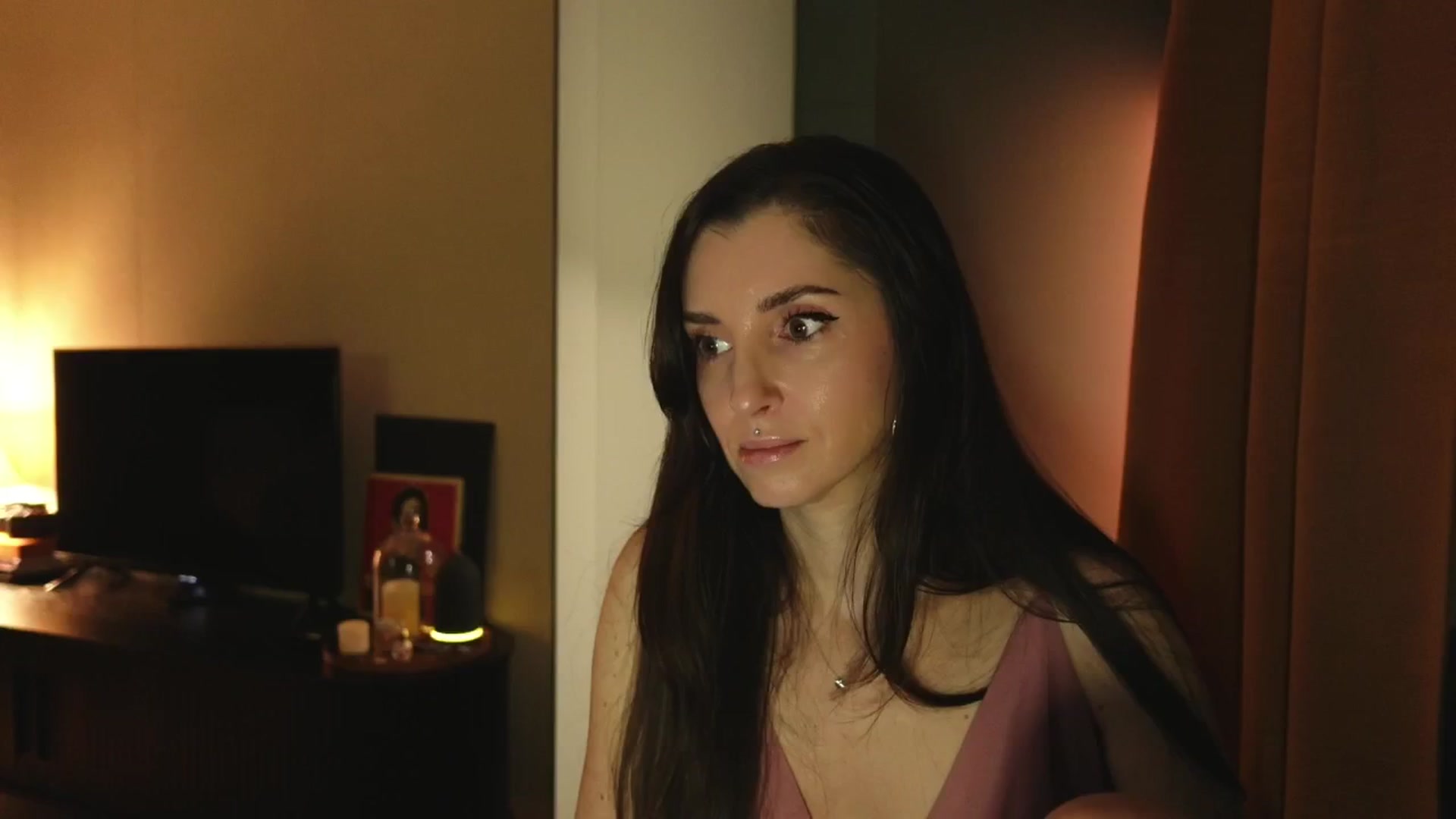 Gallery image thumbnail from Who_The's myfreecams stream on, 03/13/2026, 01:32 image 18 of 20