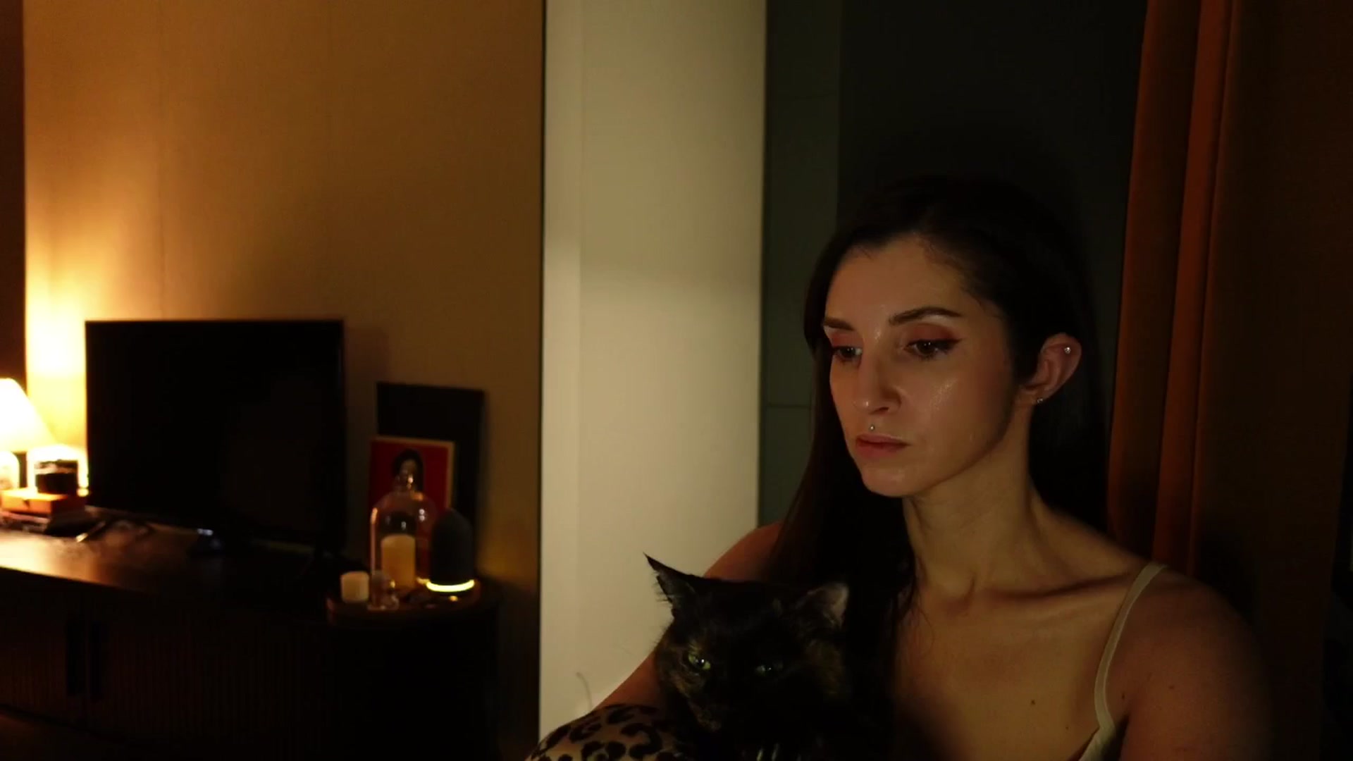 Gallery image thumbnail from Who_The's myfreecams stream on, 03/18/2026, 24:00 image 9 of 20