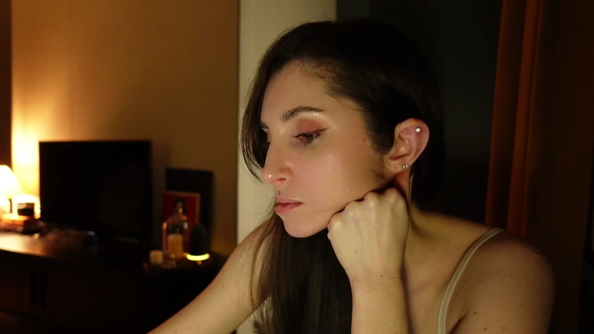 Gallery image thumbnail from Who_The's myfreecams stream on, 03/18/2026, 24:00 image 2 of 20