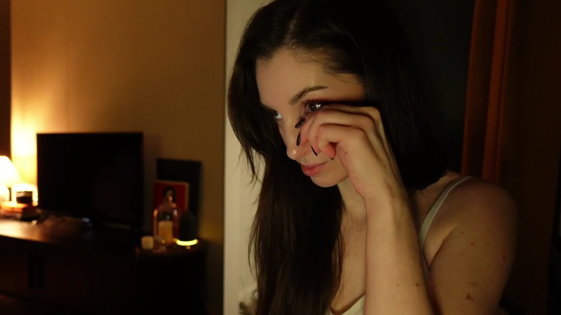 Gallery image thumbnail from Who_The's myfreecams stream on, 03/18/2026, 24:27 image 8 of 20