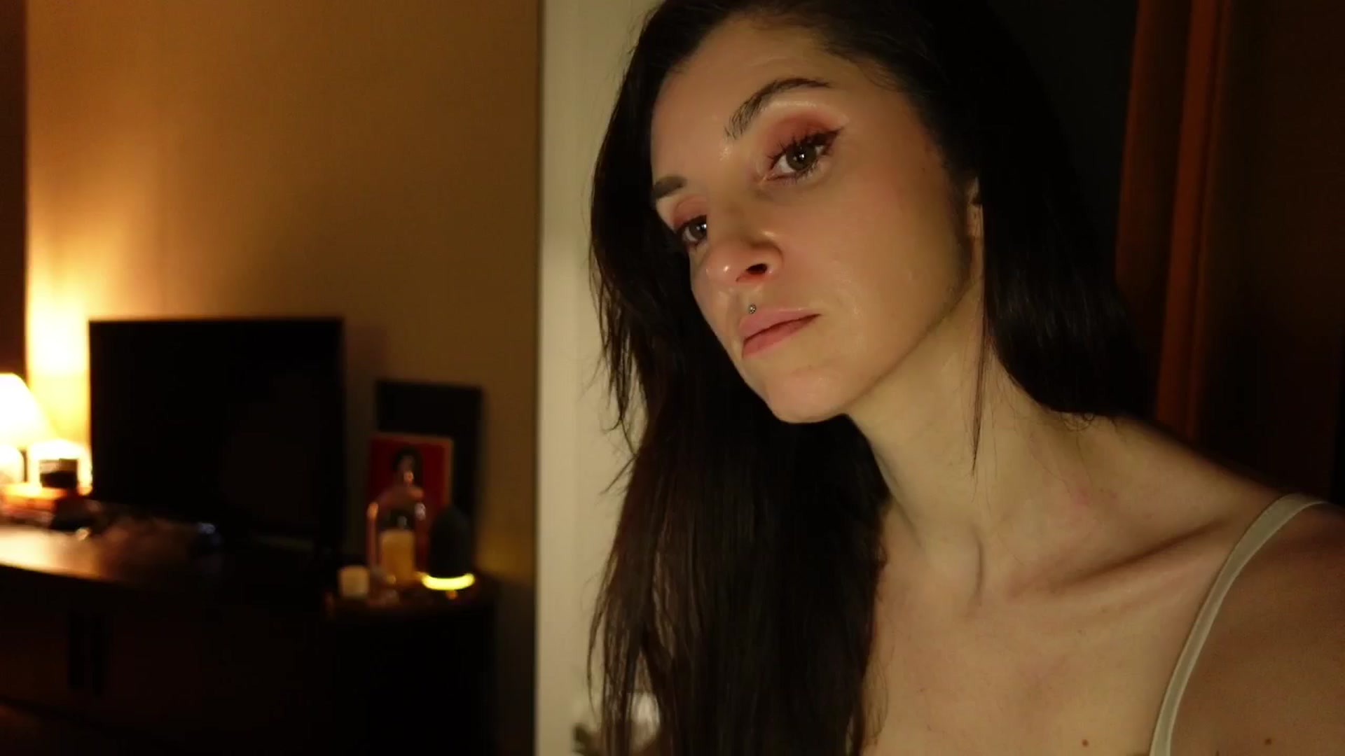 Gallery image thumbnail from Who_The's myfreecams stream on, 03/18/2026, 24:27 image 7 of 20